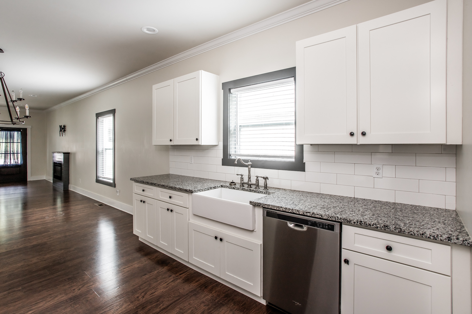 Photo 11 of 21 of 2510 E Glenwood Ave, Knoxville, TN