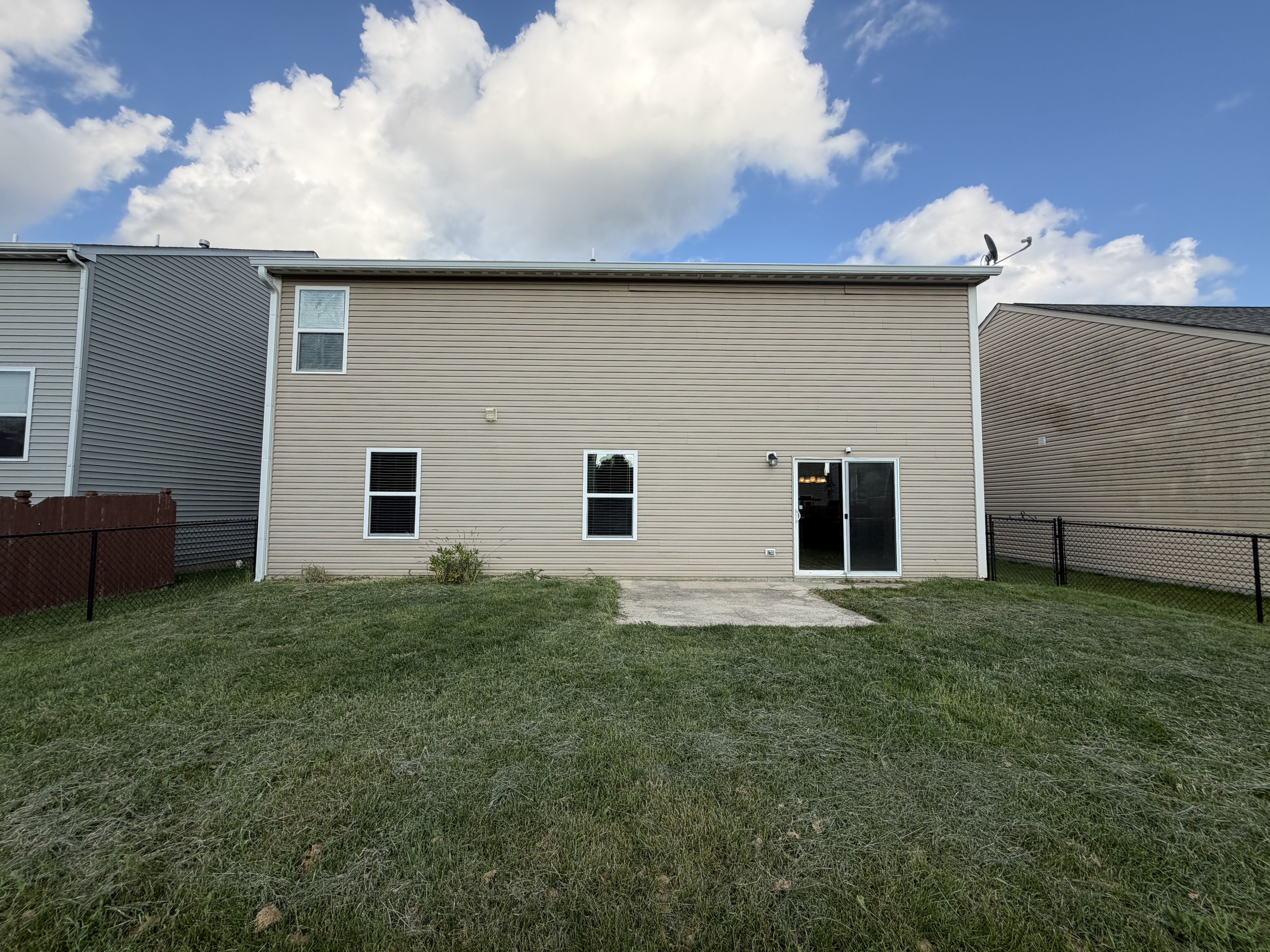 Photo 5 of 22 of 11228 N Trapunto Ln, Monrovia, IN