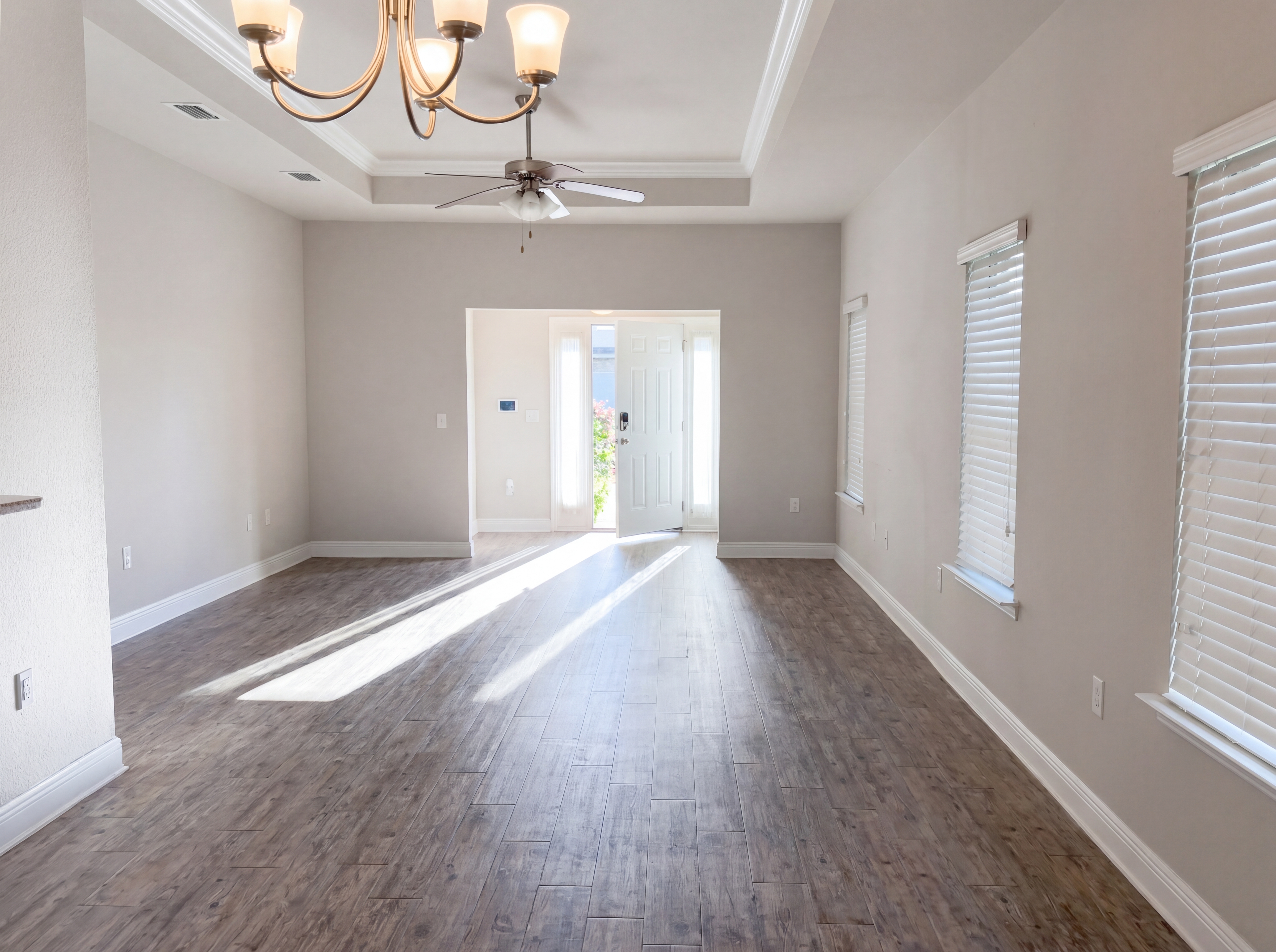 Photo 8 of 18 of 1740 Covington Ln, Foley, AL