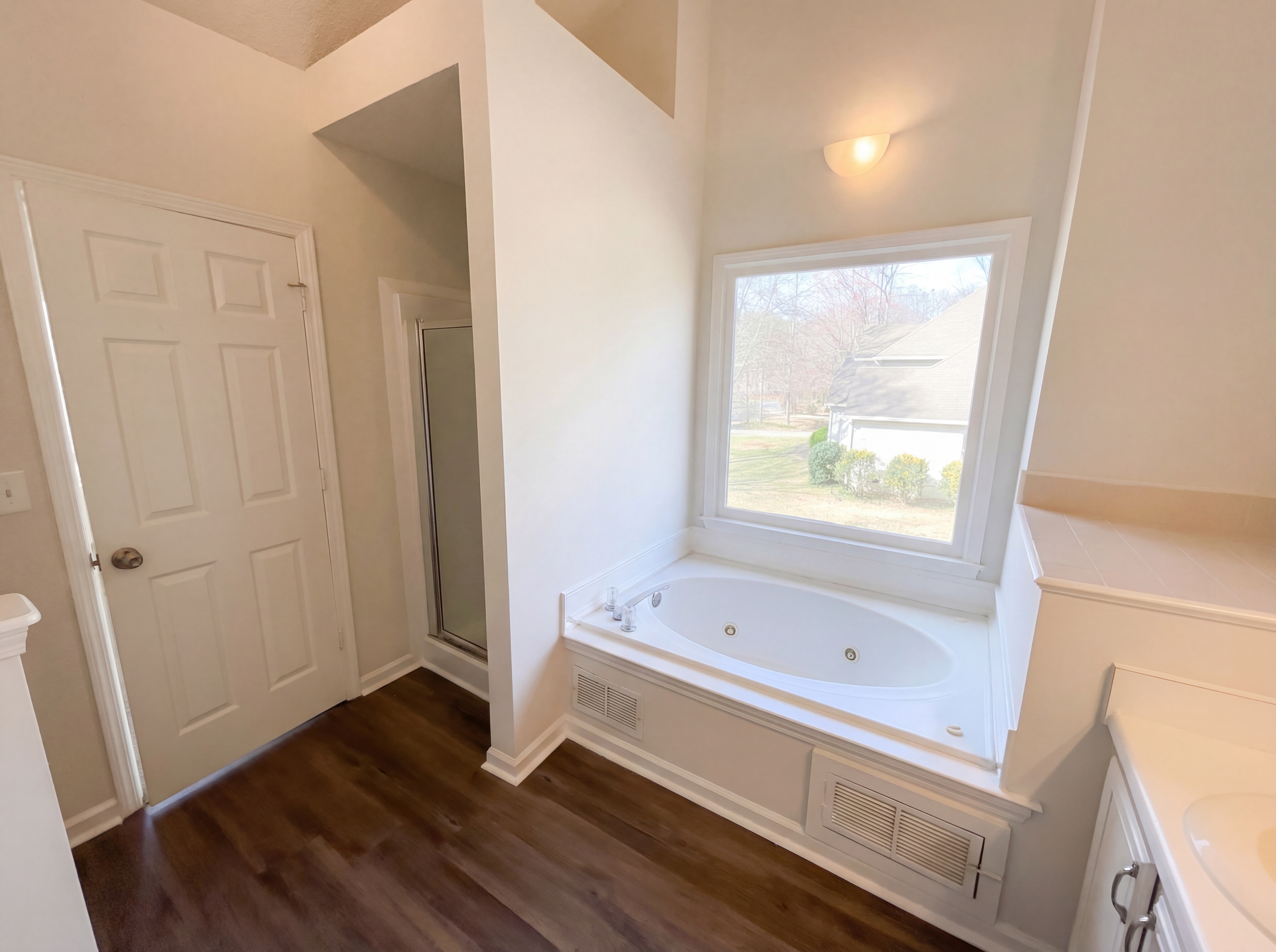 Photo 23 of 28 of 1012 Crown Corners Dr, McDonough, GA