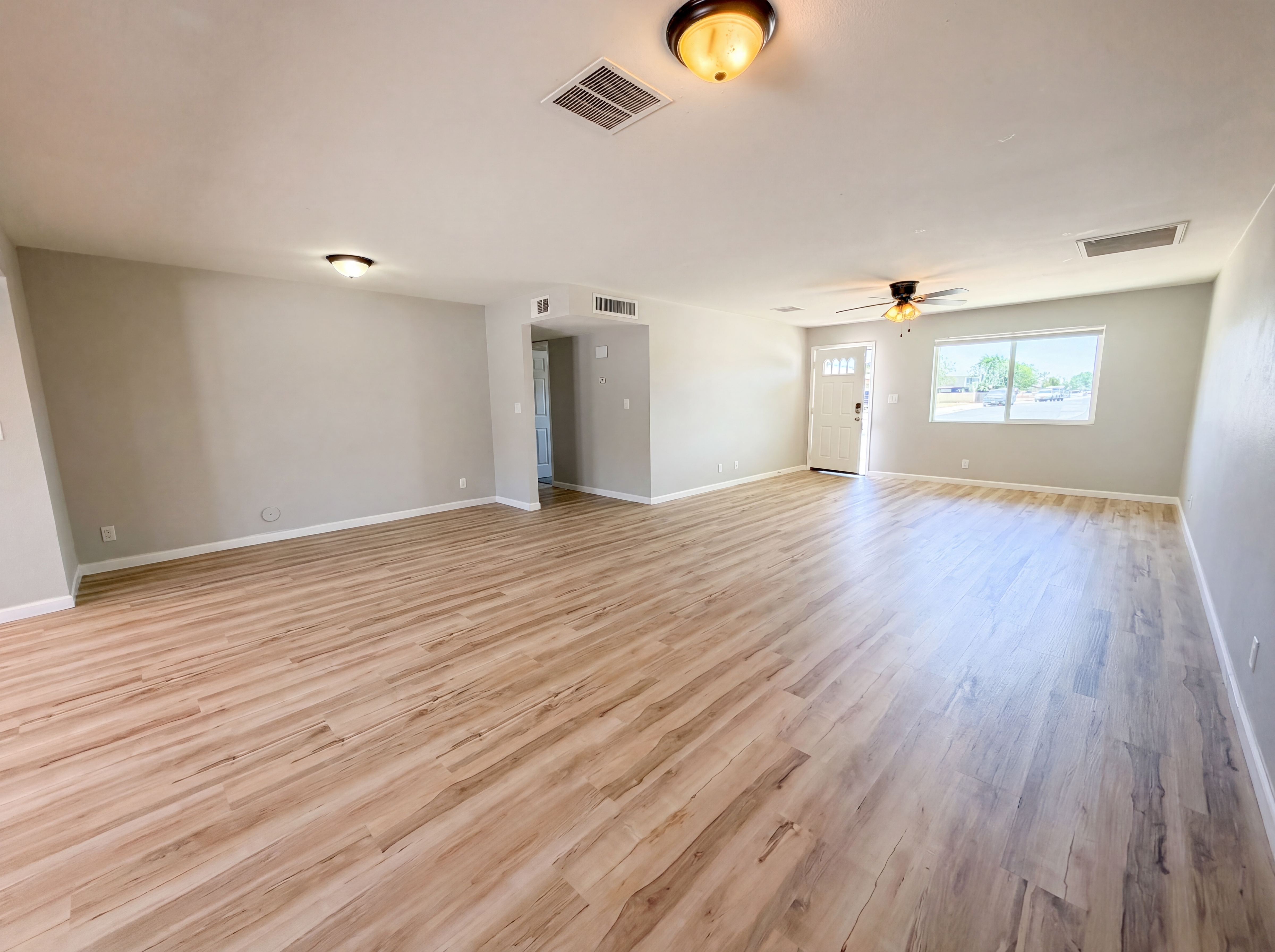 Photo 9 of 29 of 8631 S 6th St, Phoenix, AZ