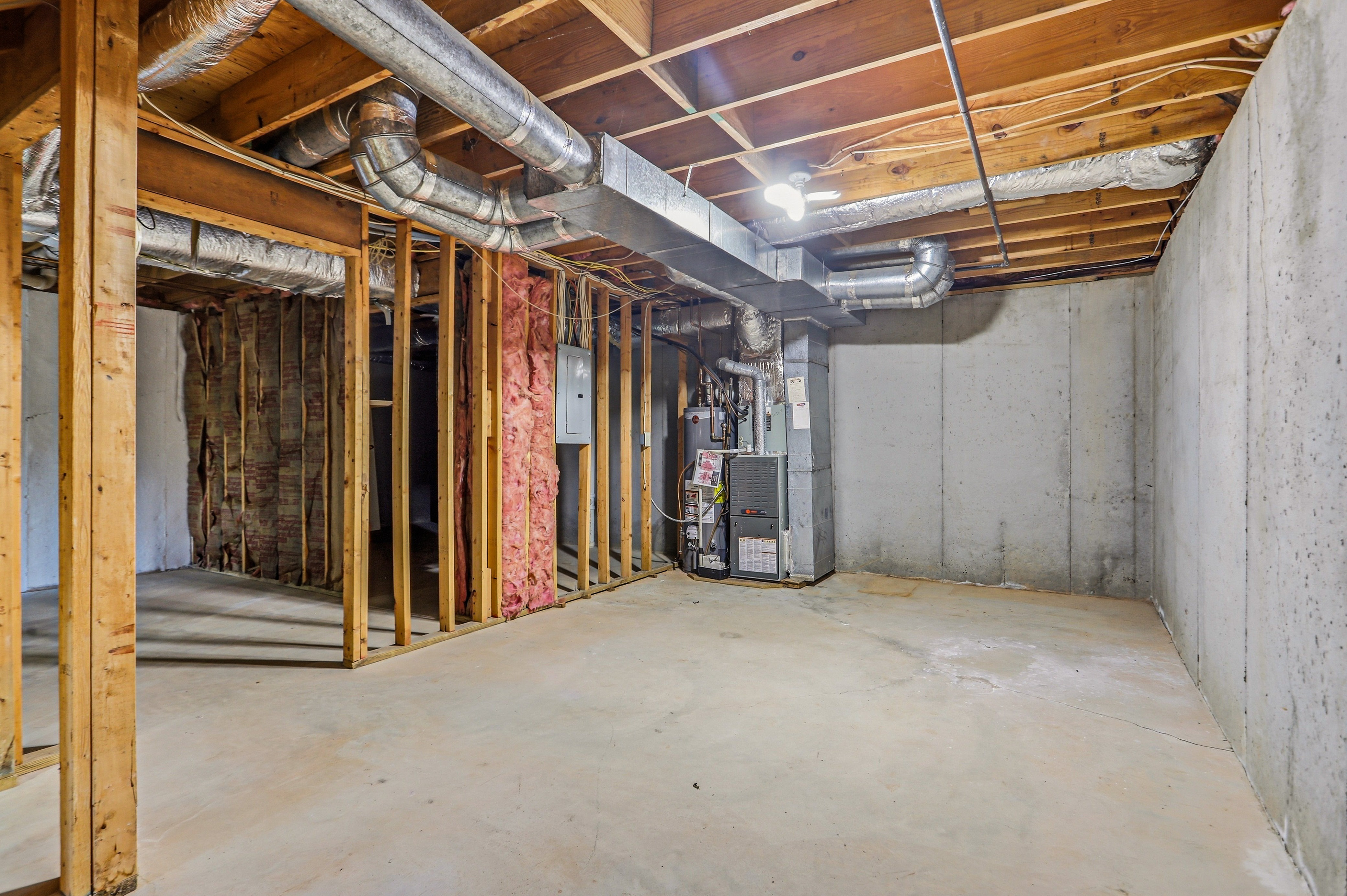Photo 37 of 56 of 2696 S Arbor Dr, Marietta, GA