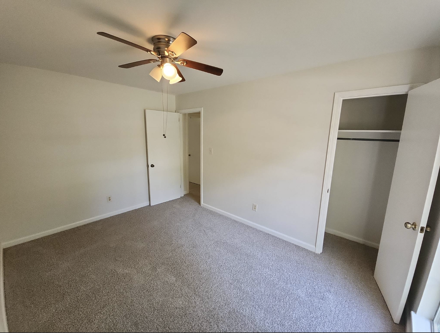 Photo 16 of 25 of 4226 Plantation Pl, Helena, AL