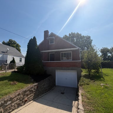 Property photo 1 of 8266 Lyness Dr
