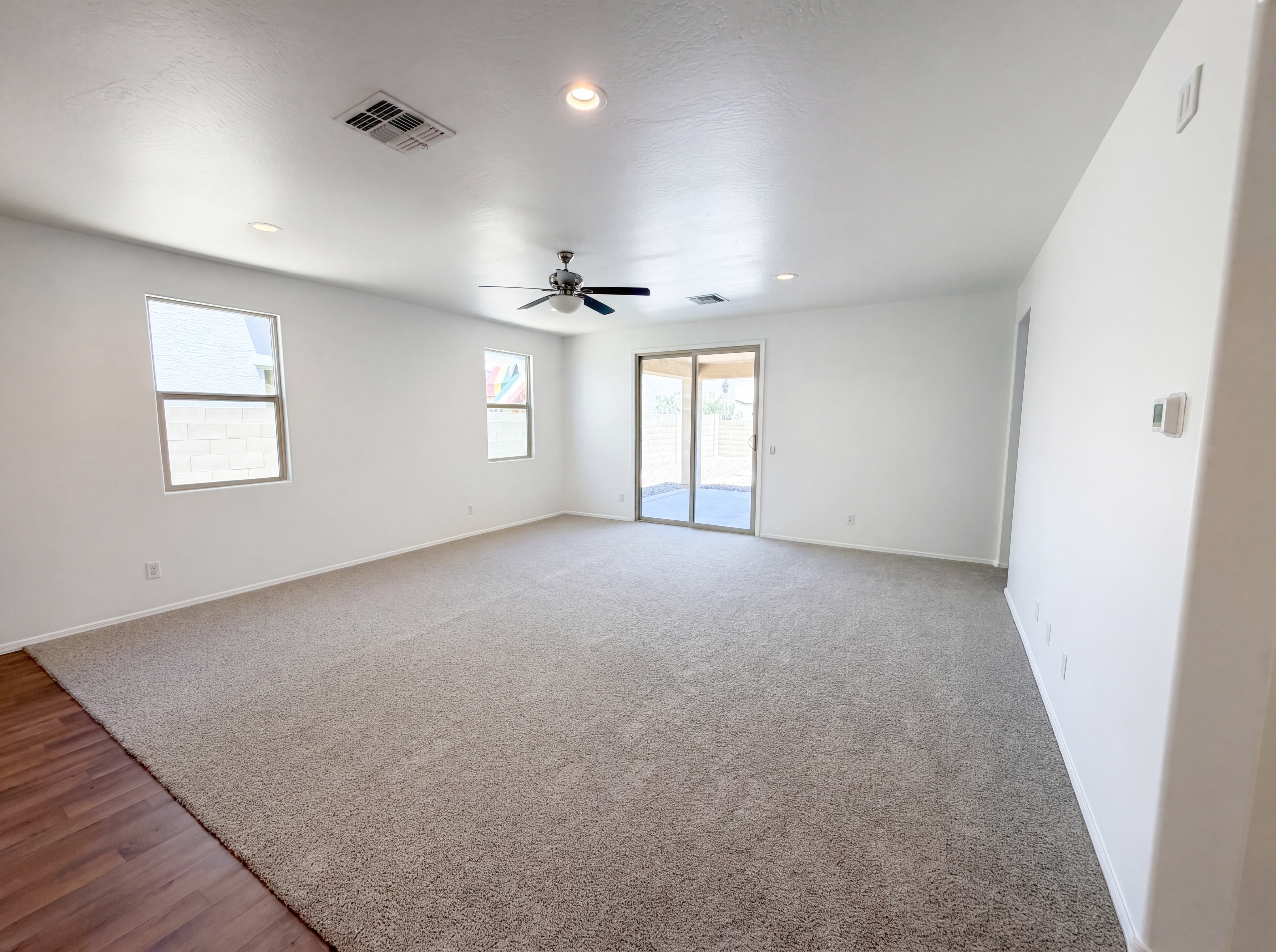 Photo 13 of 32 of 8014 W Atlantis Way, Phoenix, AZ