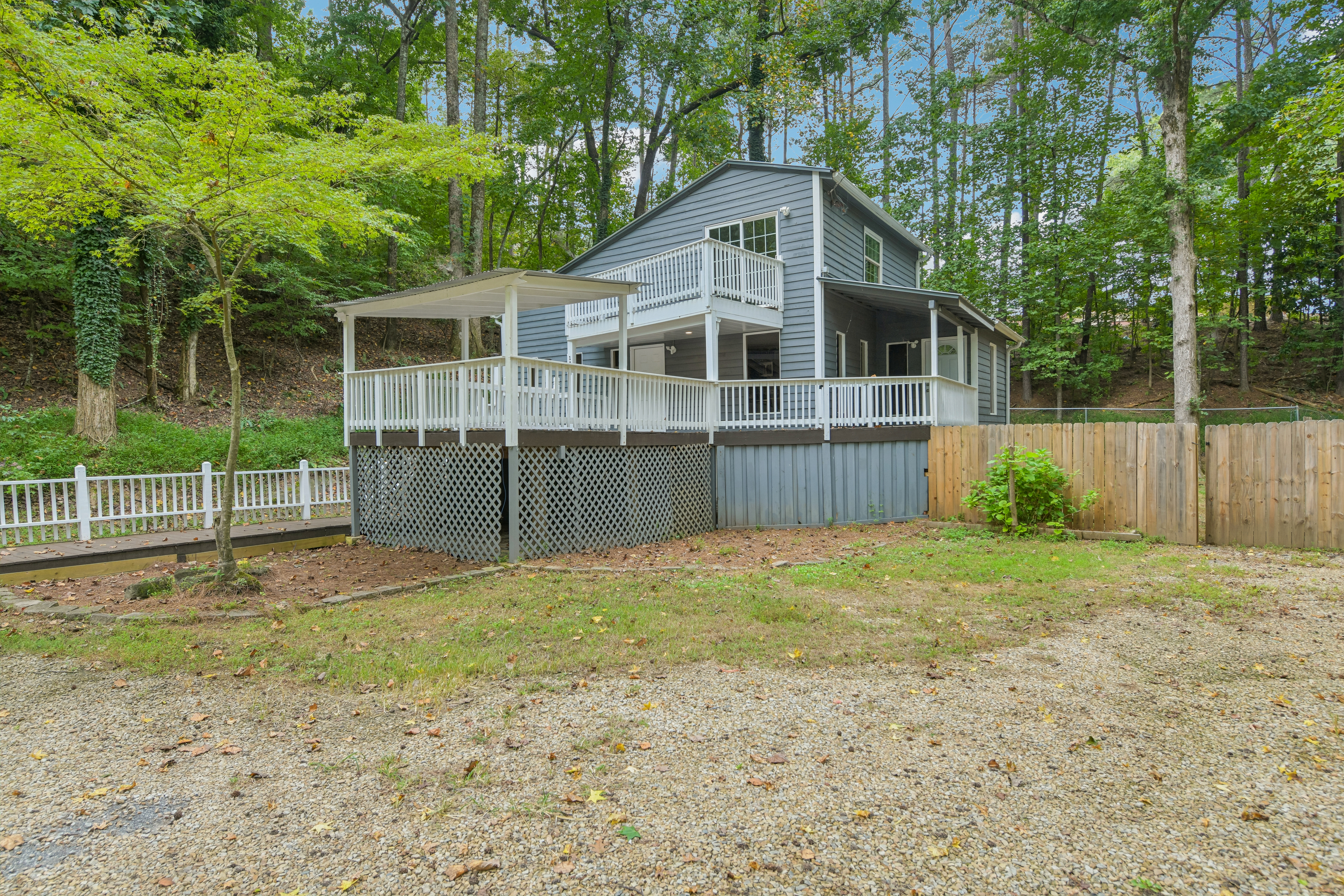 Photo 6 of 22 of 1370 Eaglecreek Trl, Cumming, GA