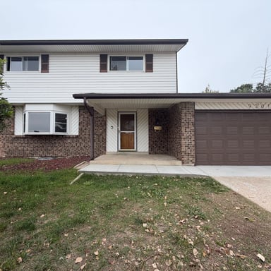 Property photo 1 of 9301 Raleigh Ct