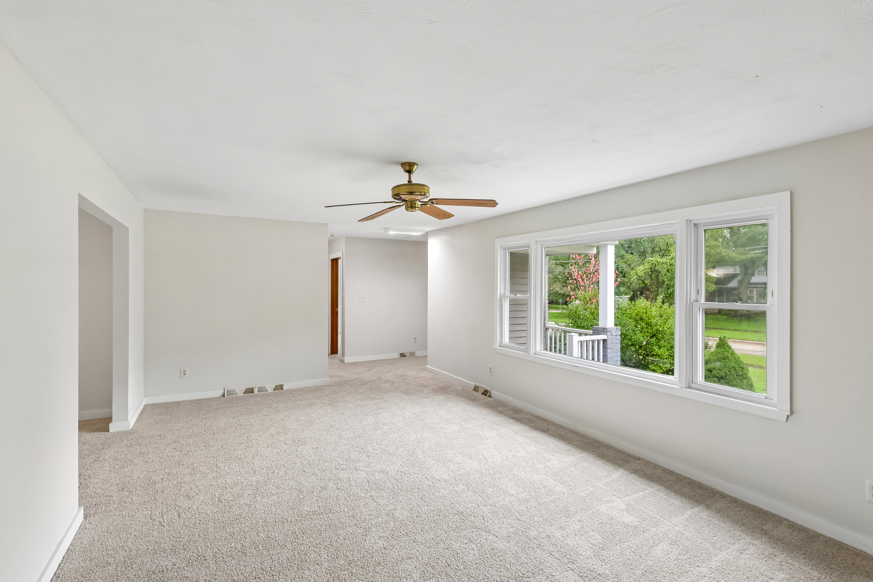Photo 31 of 50 of 211 Roshon Dr, Medina, OH