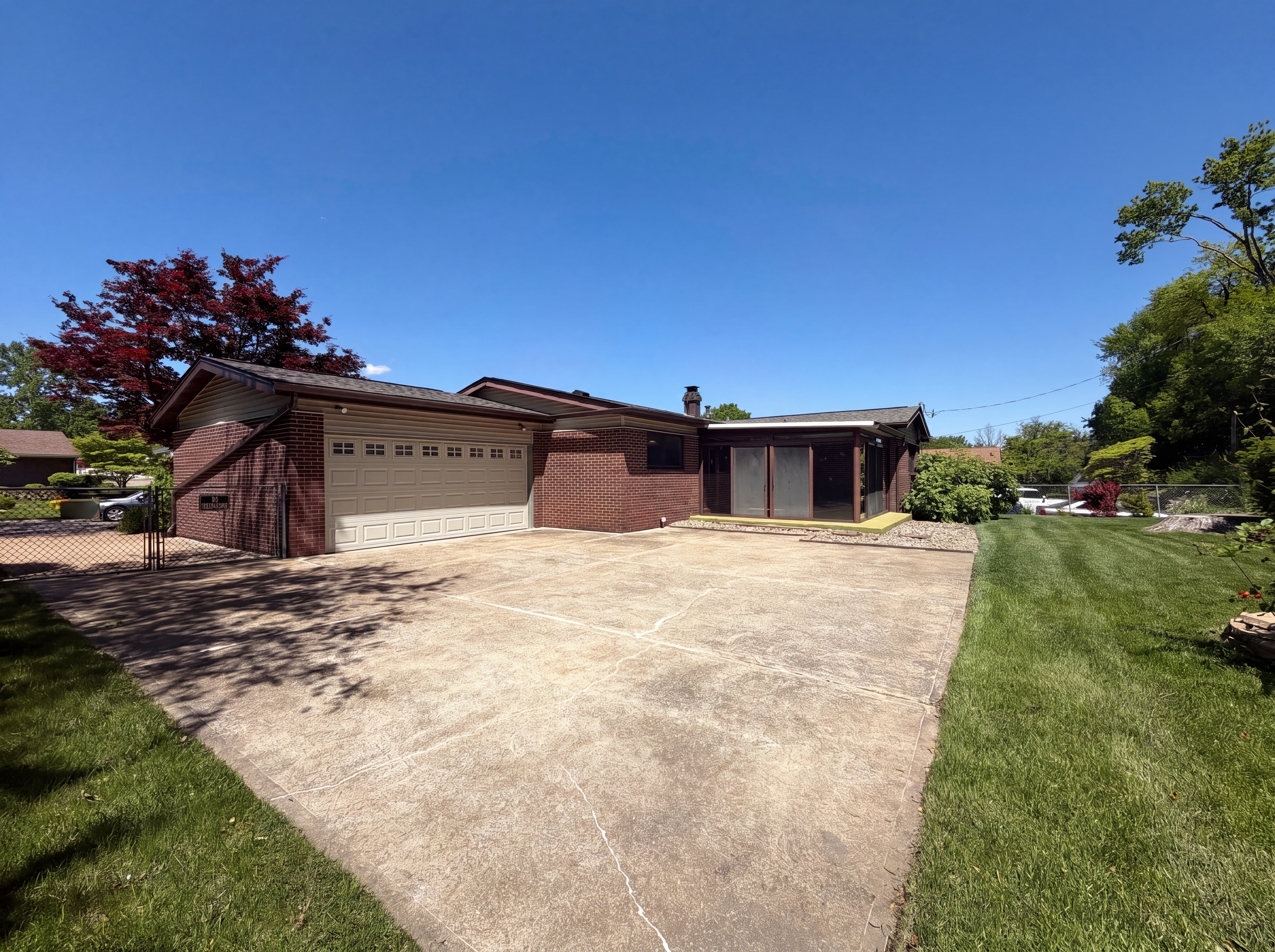 Photo 18 of 22 of 1440 Tina Dr, Florissant, MO