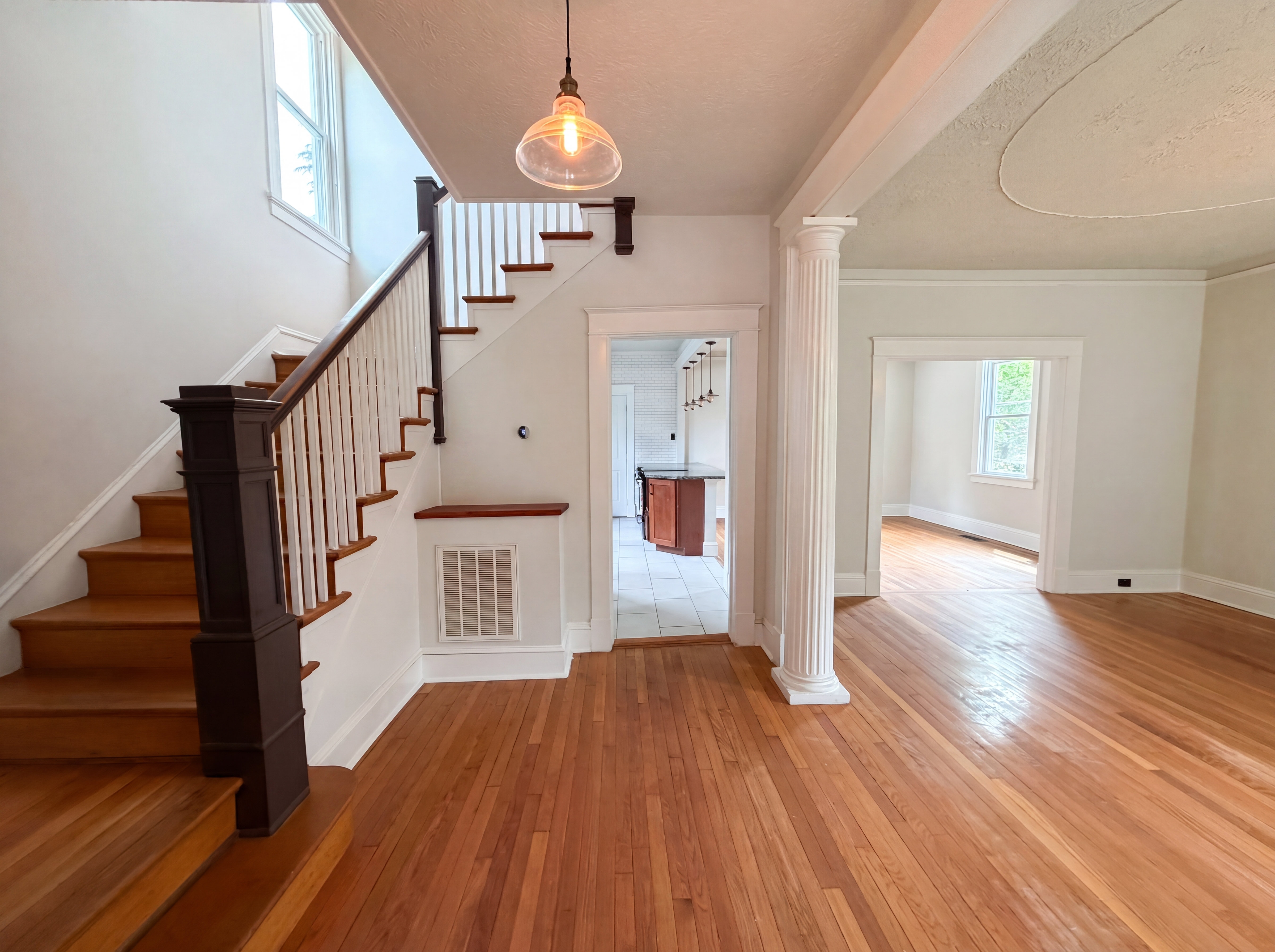 Photo 6 of 21 of 3311 Garland Ave, Richmond, VA