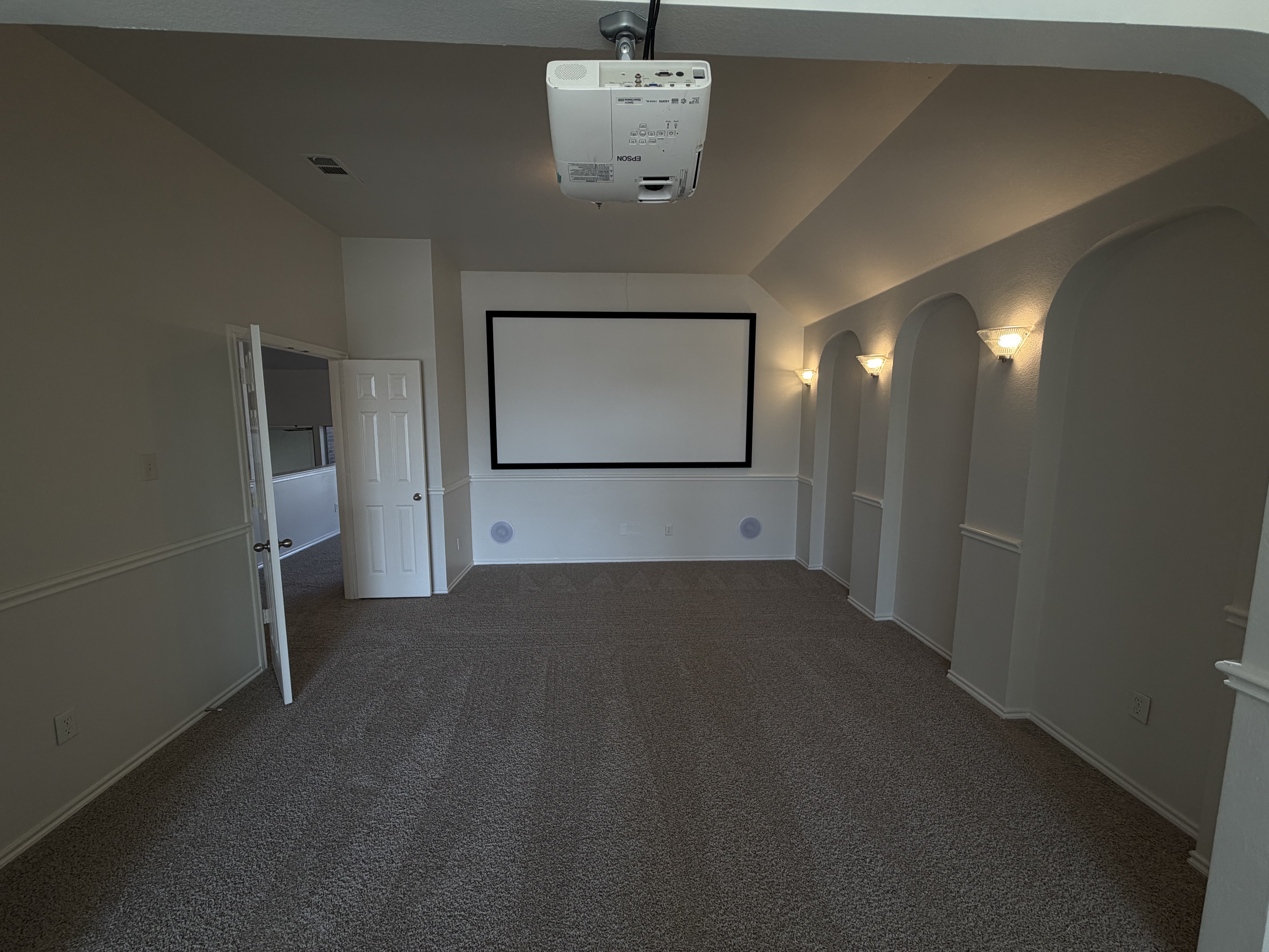 Photo 25 of 31 of 1402 Stone Oak Ct, Cedar Hill, TX