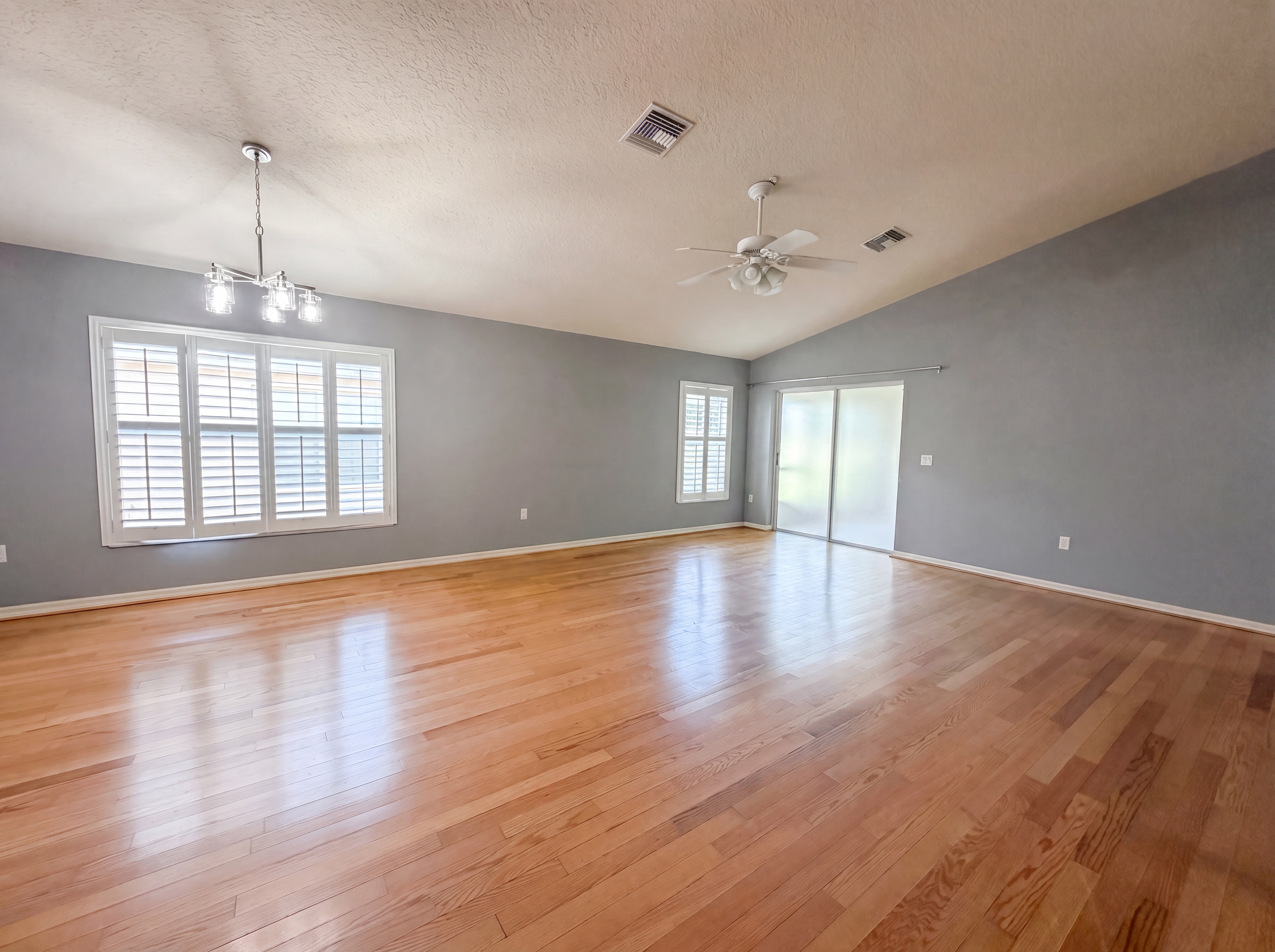 Photo 3 of 18 of 3133 Banyan Hill Ln, Land O Lakes, FL