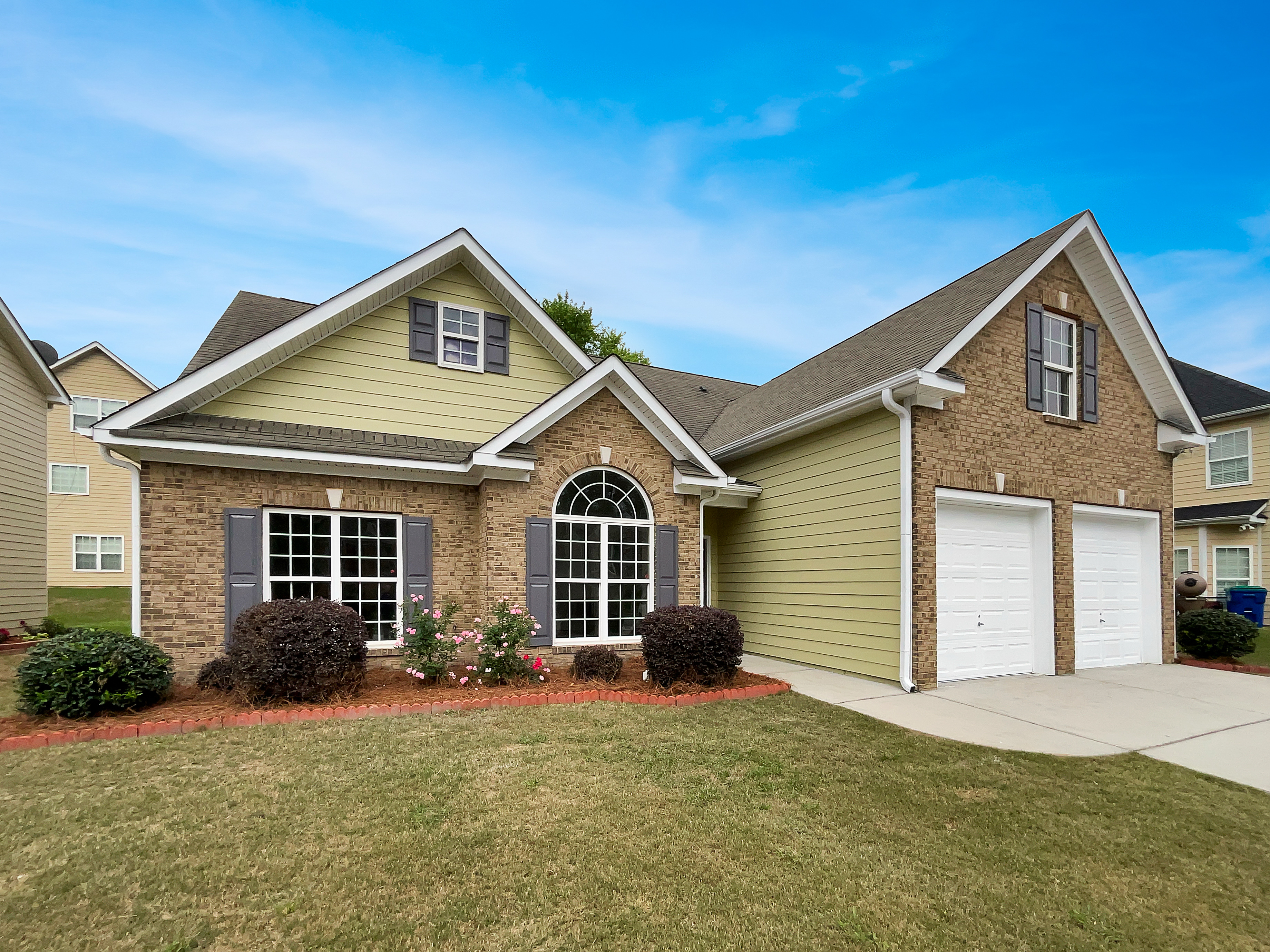 Photo 10 of 34 of 6405 Beaver Creek Trl, Atlanta, GA