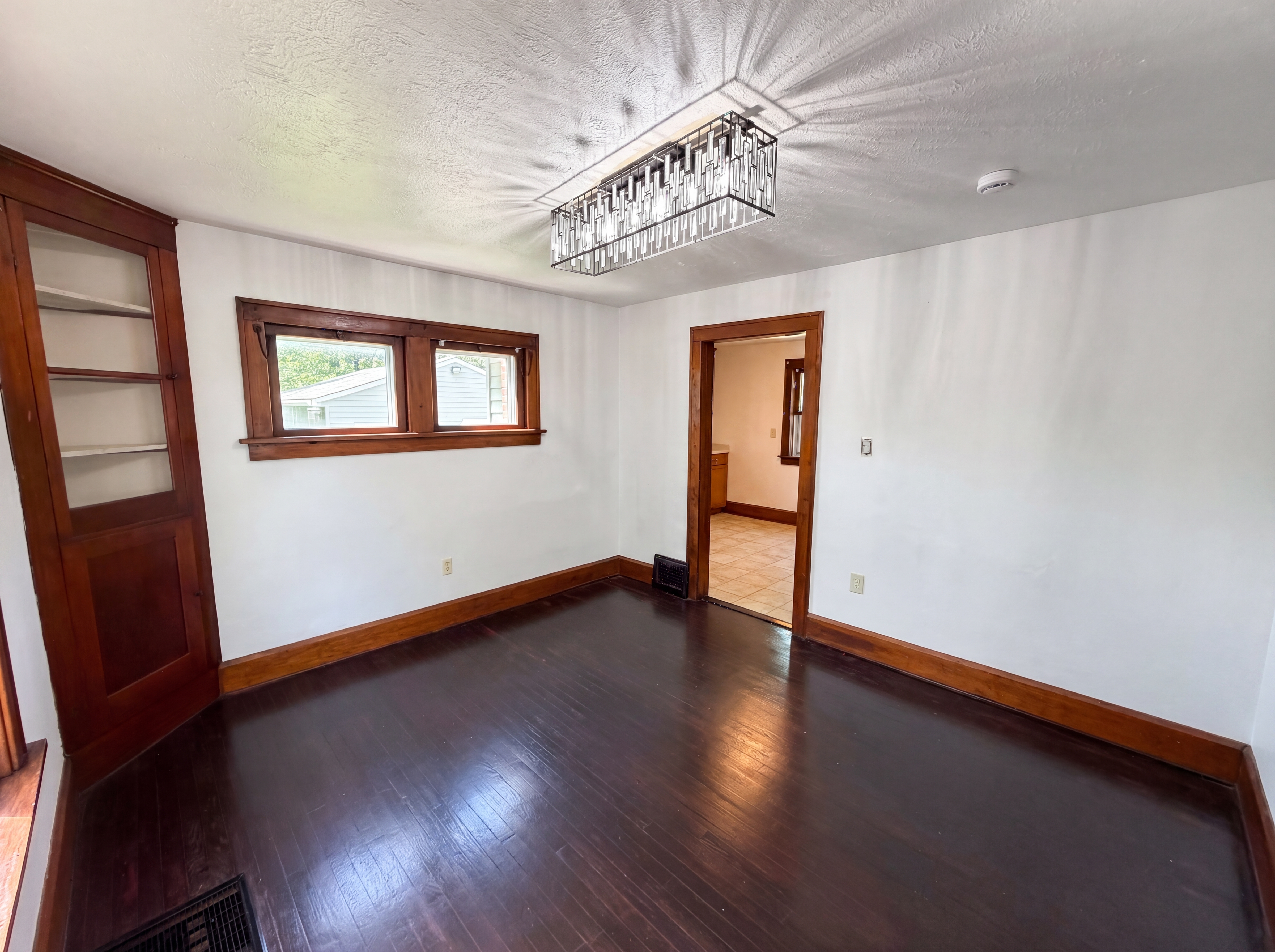 Photo 8 of 23 of 384 Mildred St, Painesville, OH