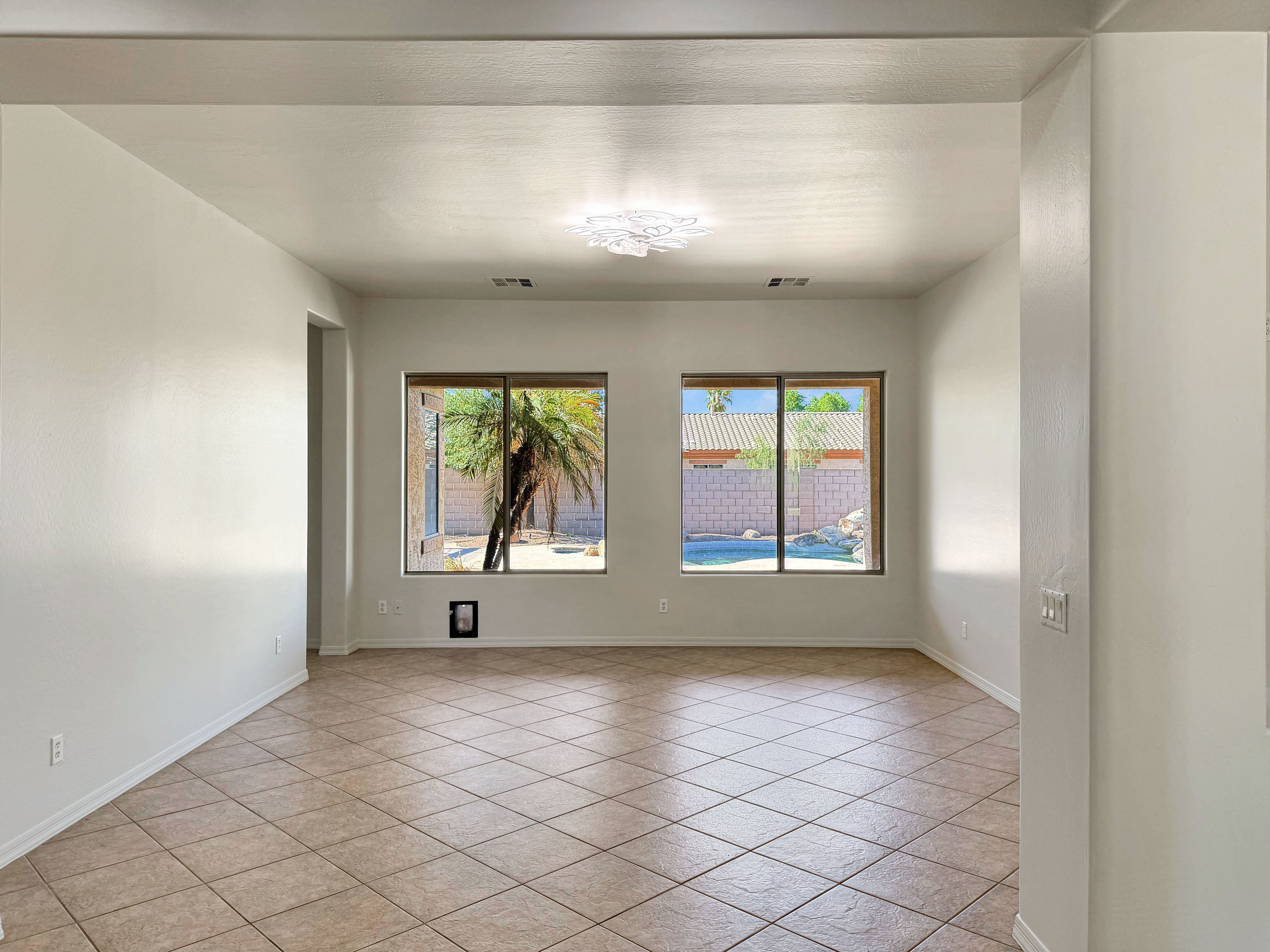 Photo 4 of 64 of 8027 W San Miguel Ave, Glendale, AZ