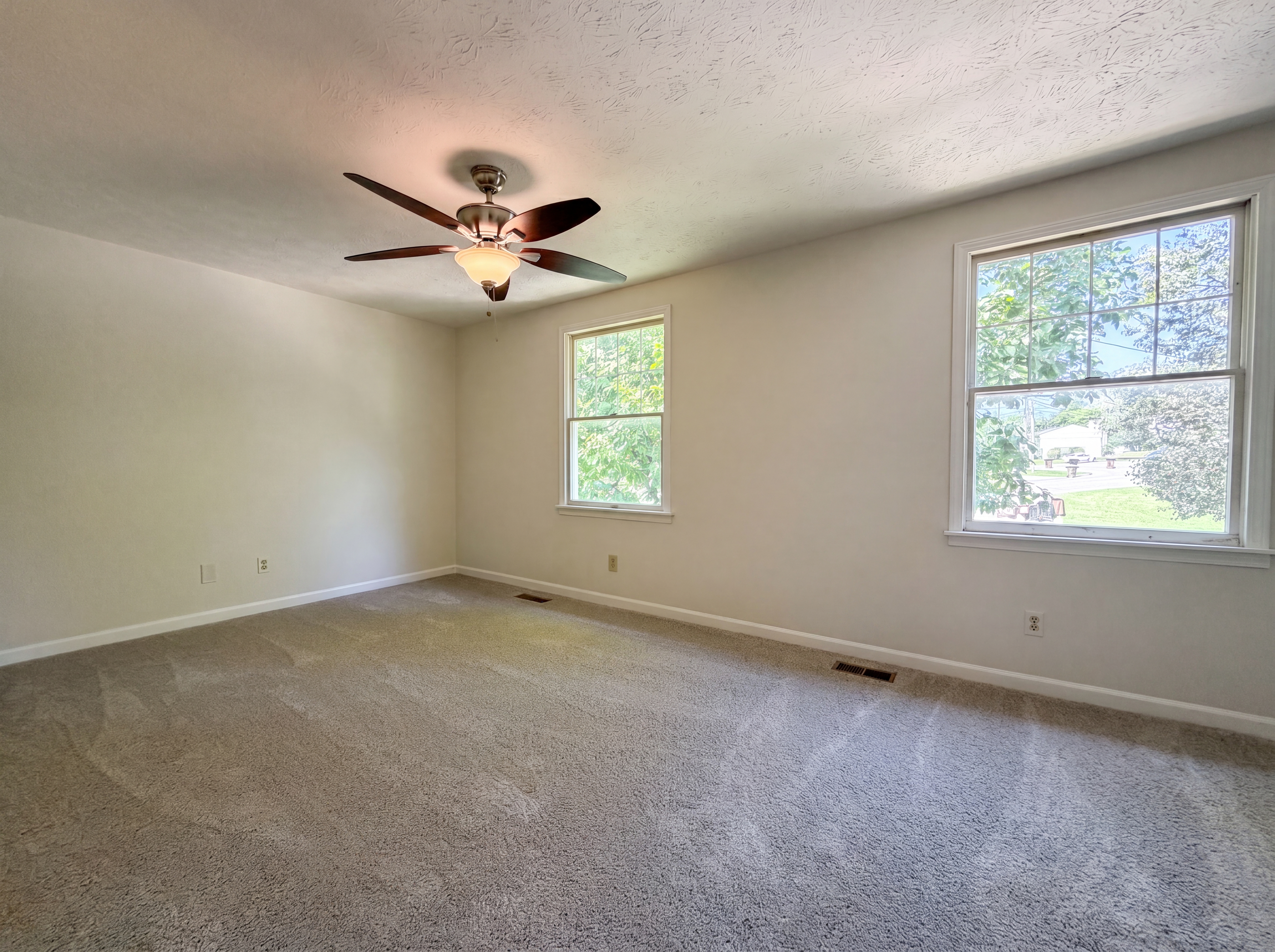 Photo 4 of 19 of 207 Seneca Forest Ct, Nashville, TN
