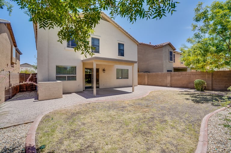 Photo 6 of 27 - 28402 N 25th Ave, Phoenix, AZ 85085