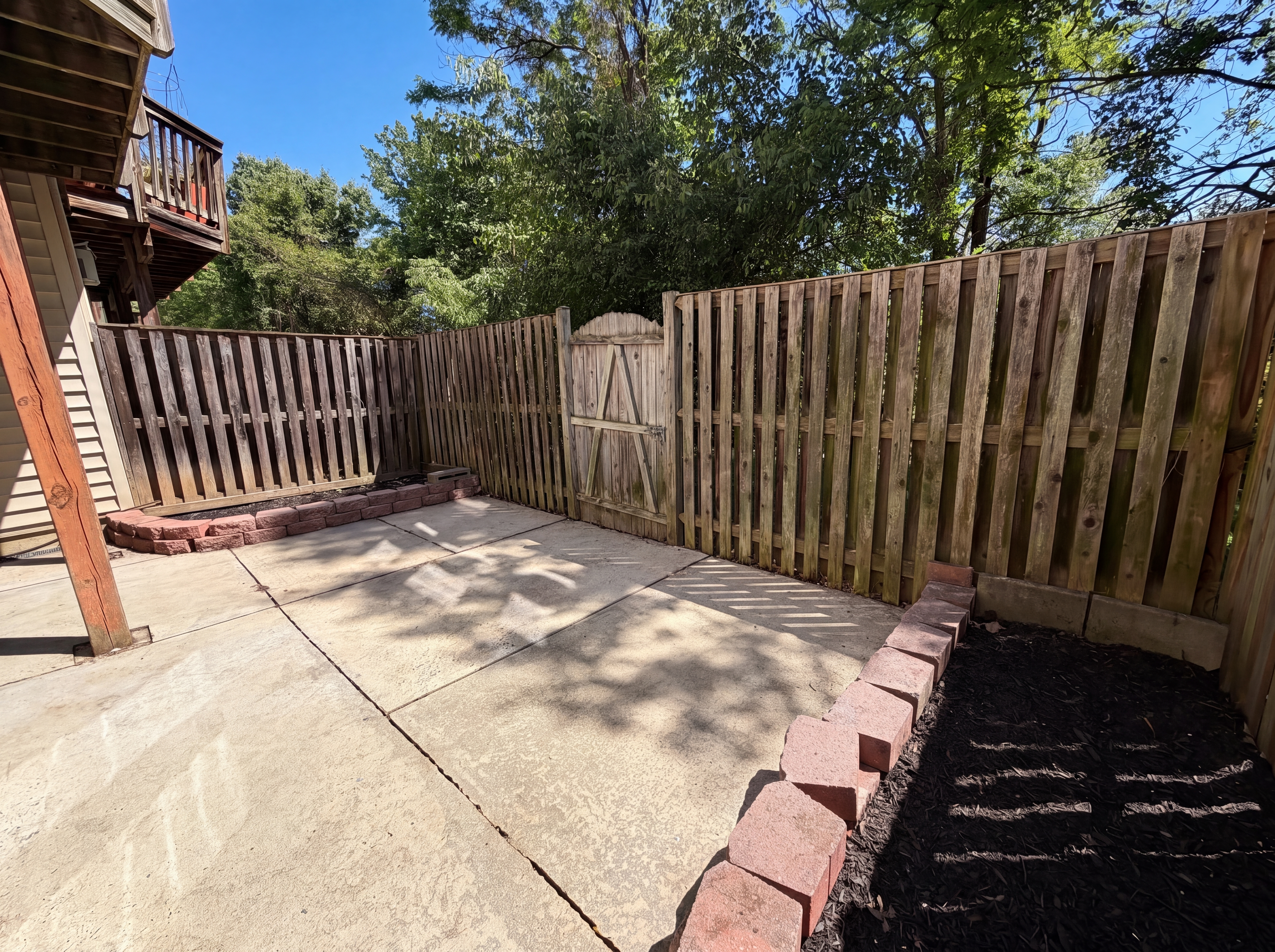 Photo 8 of 27 of 6270 Levi Ct, Springfield, VA