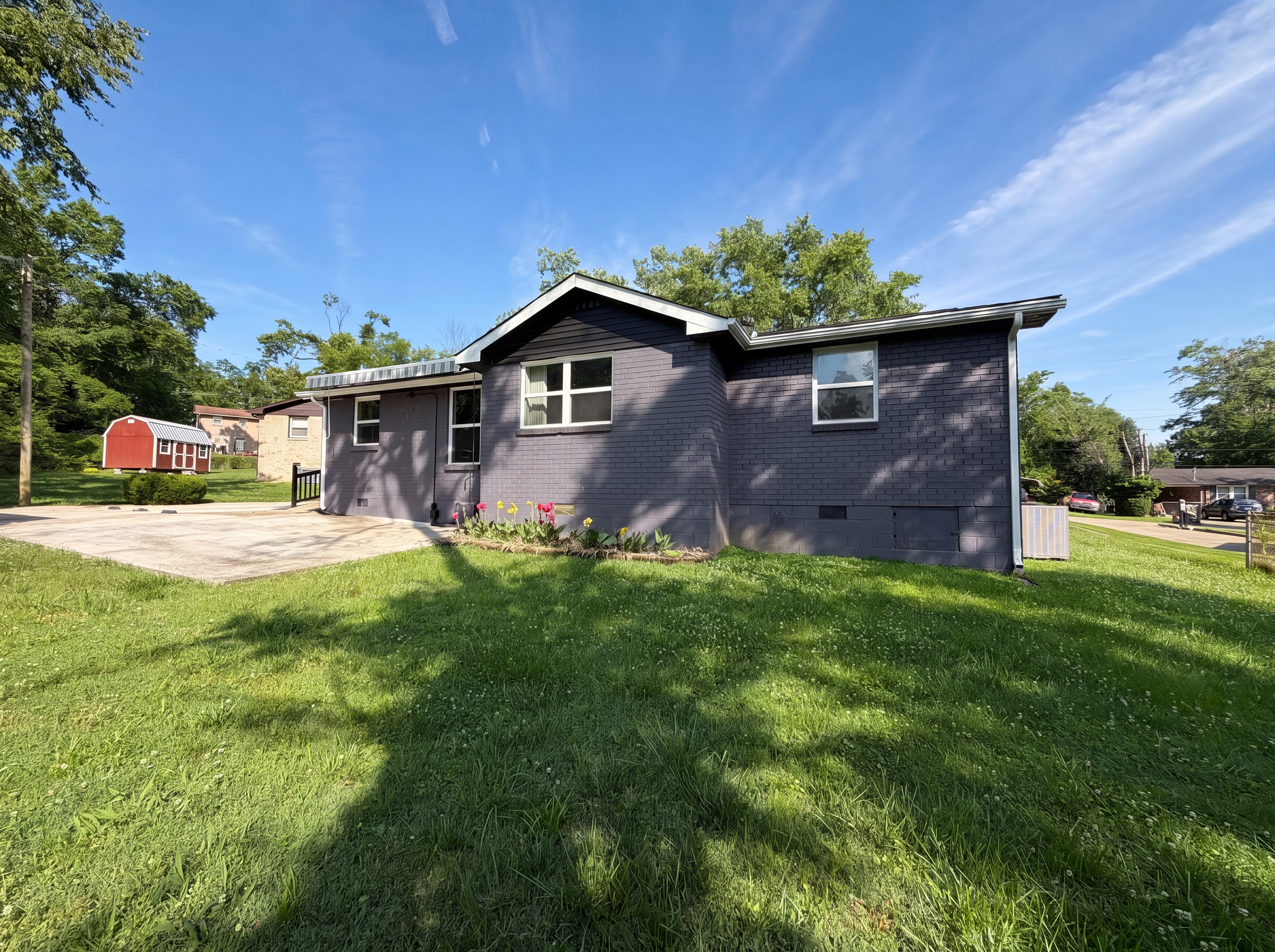 Photo 15 of 17 of 4116 Buenaview Ct, Nashville, TN