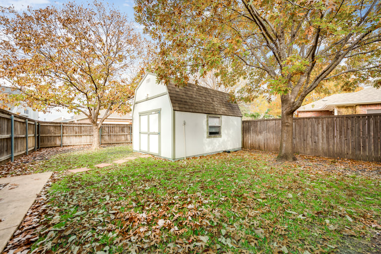 Photo 23 of 23 - 8413 Luna Dr, Rowlett, TX 75088
