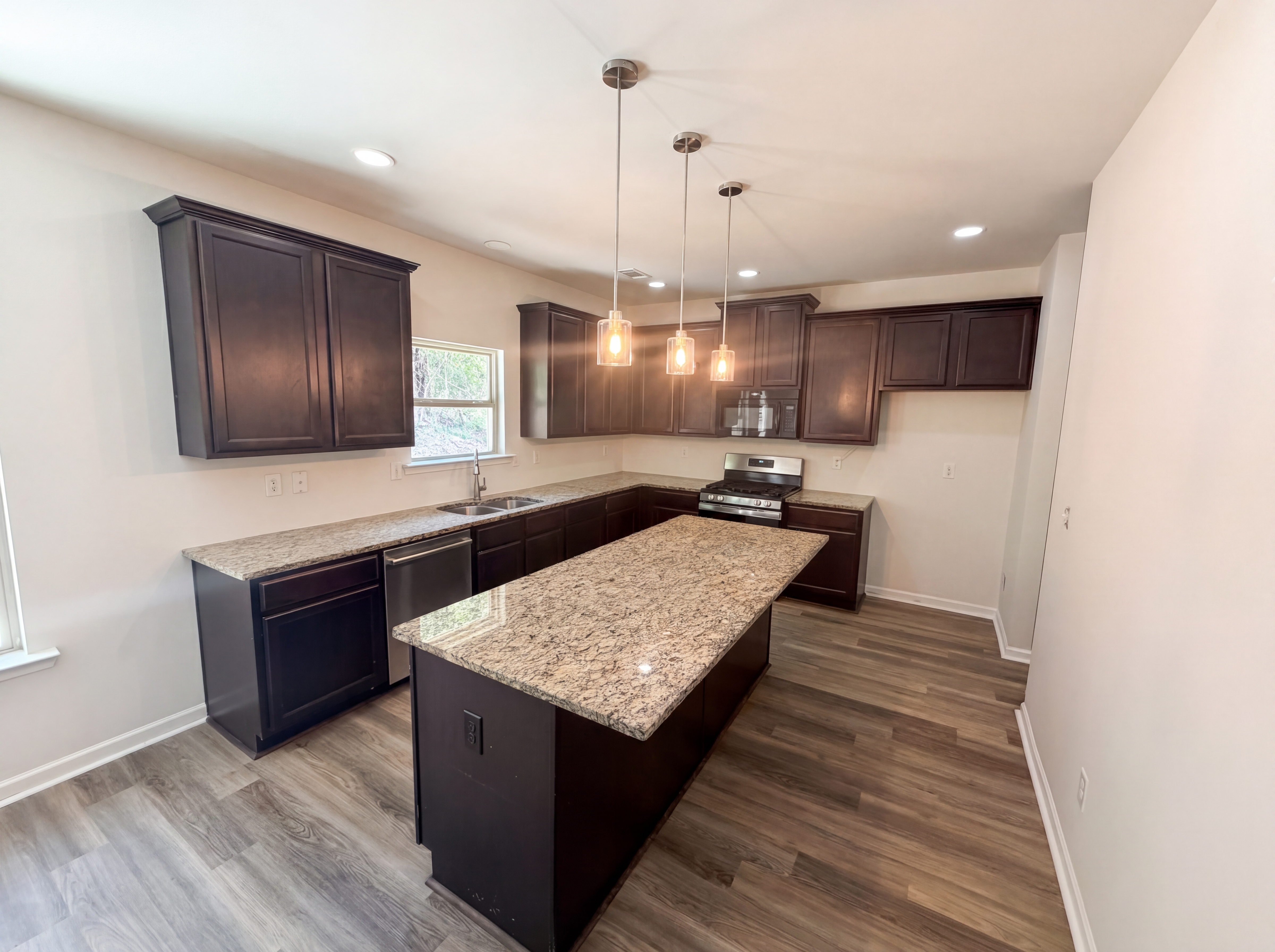 Photo 2 of 22 of 5049 Saphire Ct, Douglasville, GA