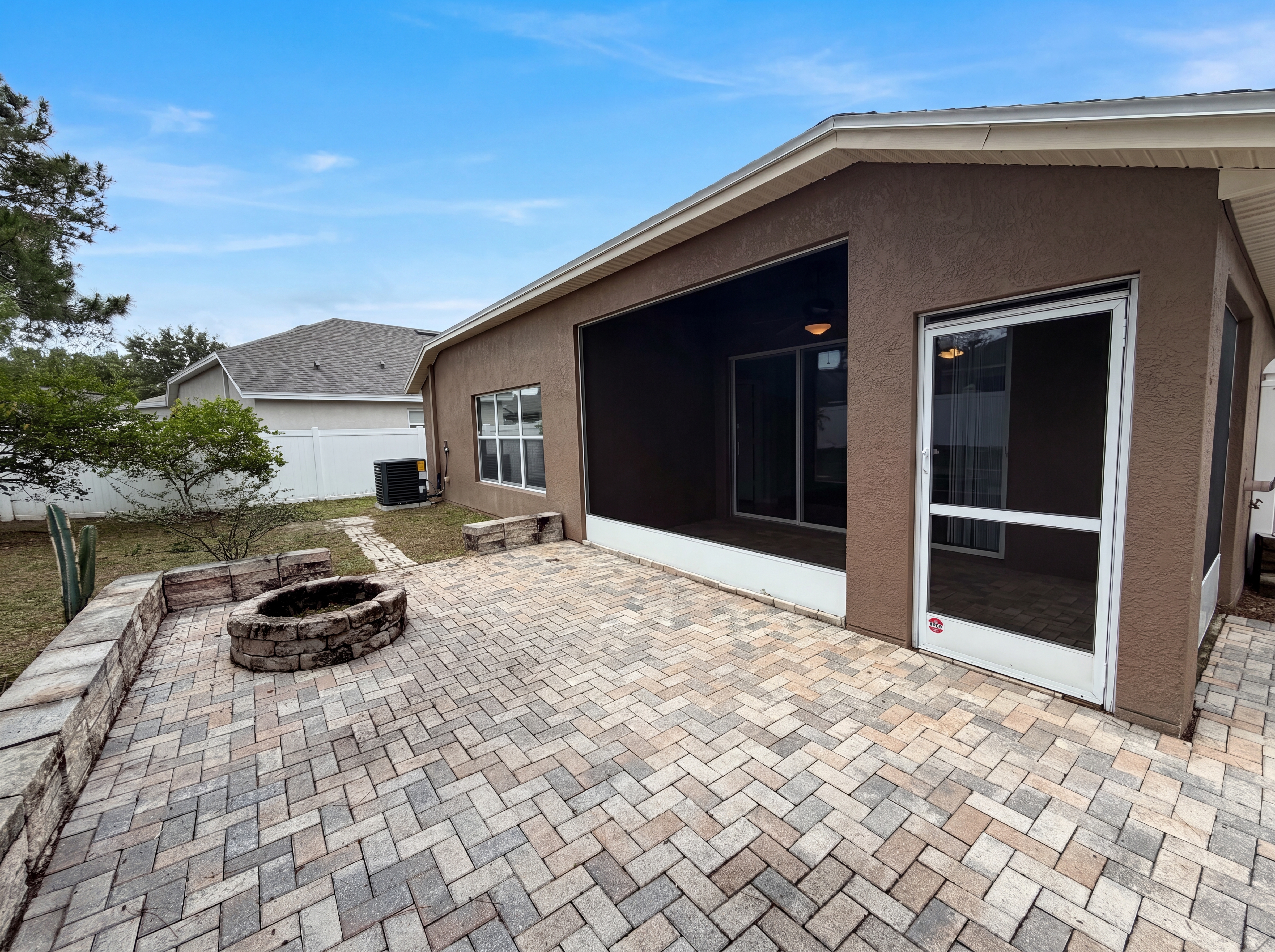 Photo 24 of 28 of 575 Sea Holly Dr, Brooksville, FL