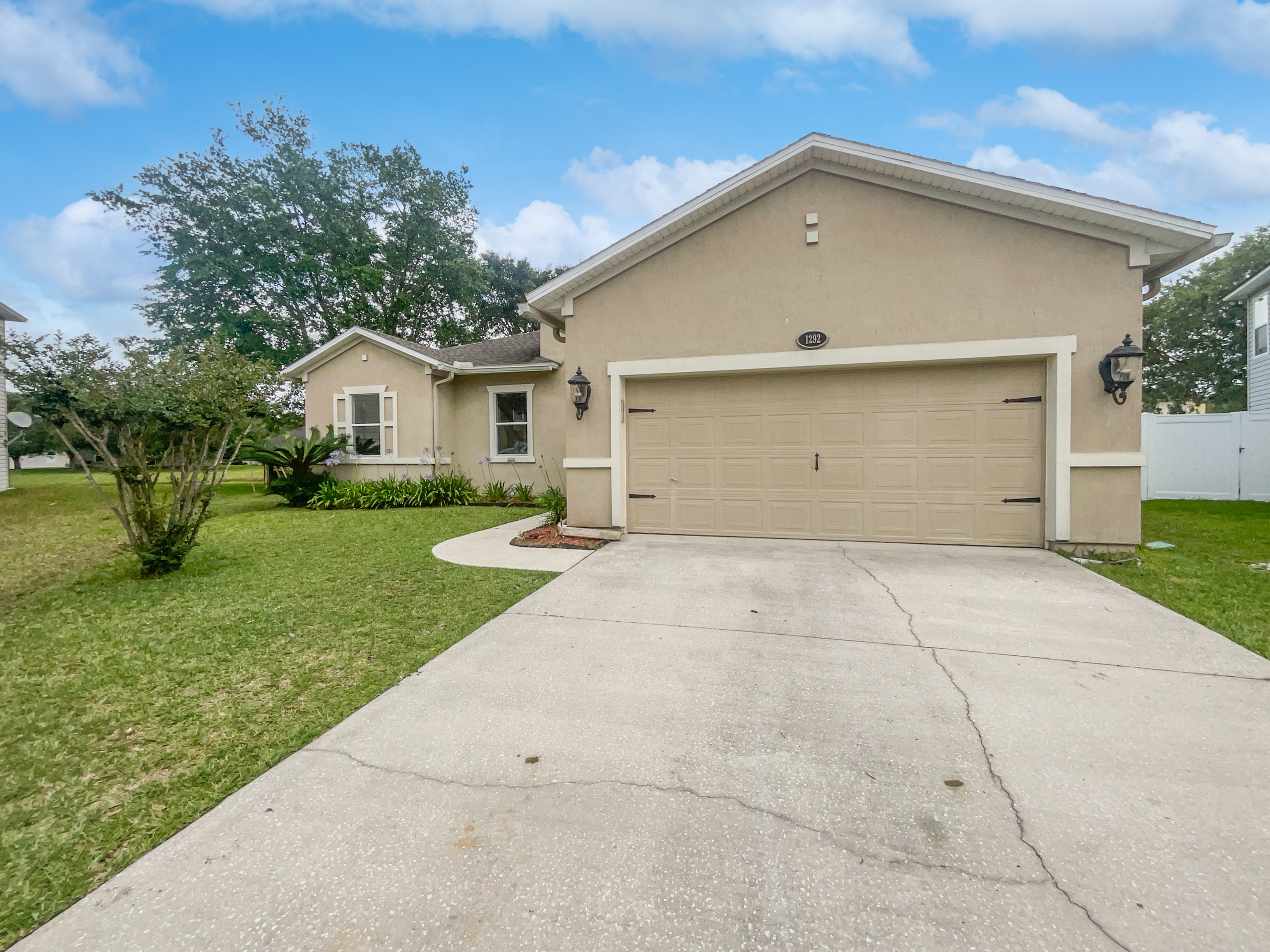 Photo 6 of 19 of 1292 Sunray Ct, Jacksonville, FL