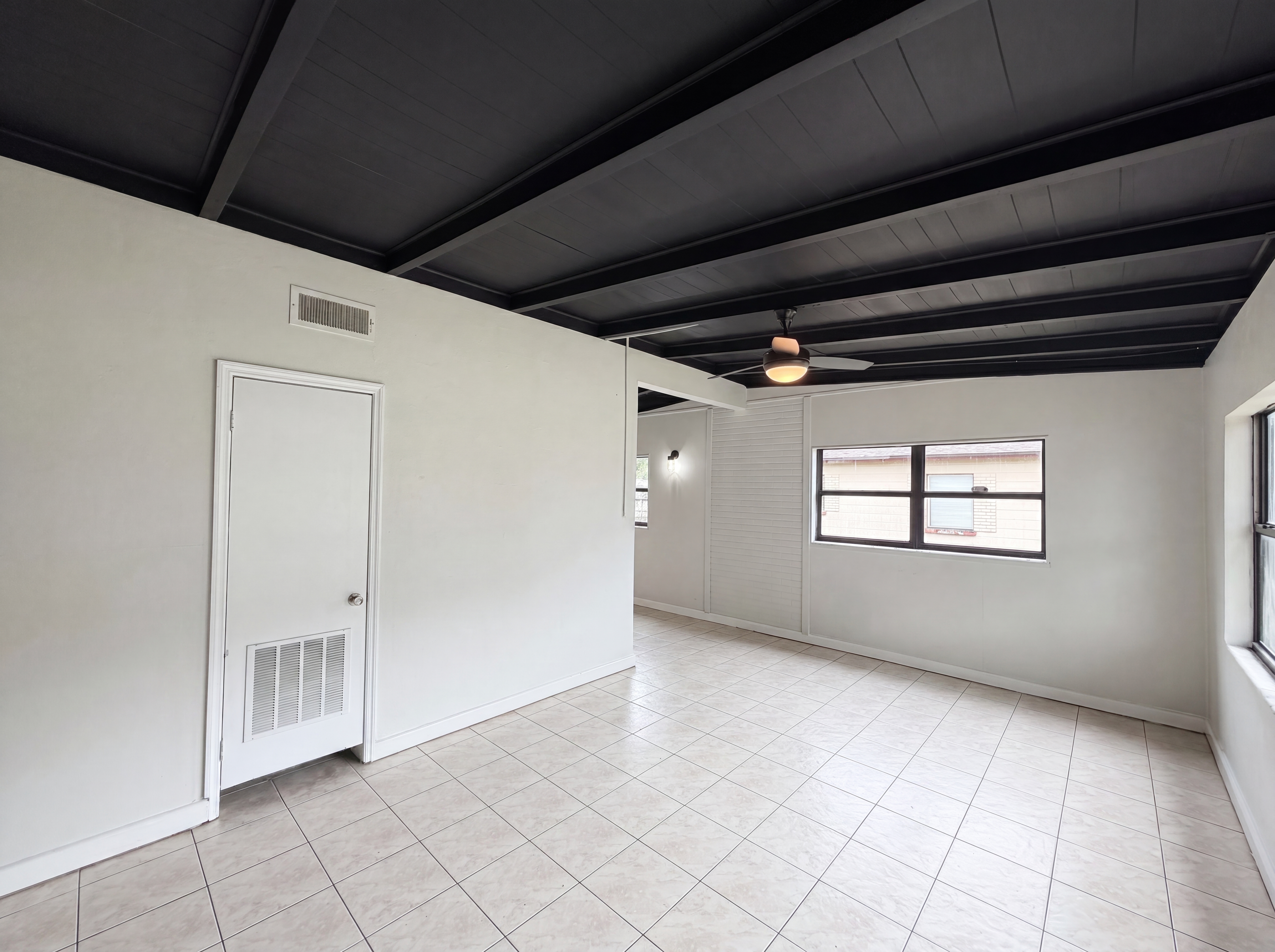 Photo 7 of 19 of 917 Golden Rule Ct N, Lakeland, FL