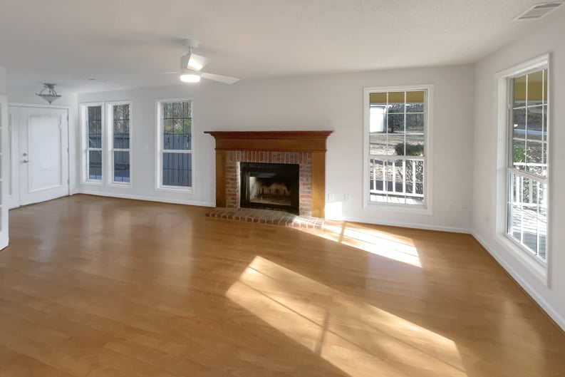 Property photo 3 of 7 Barrington Ct