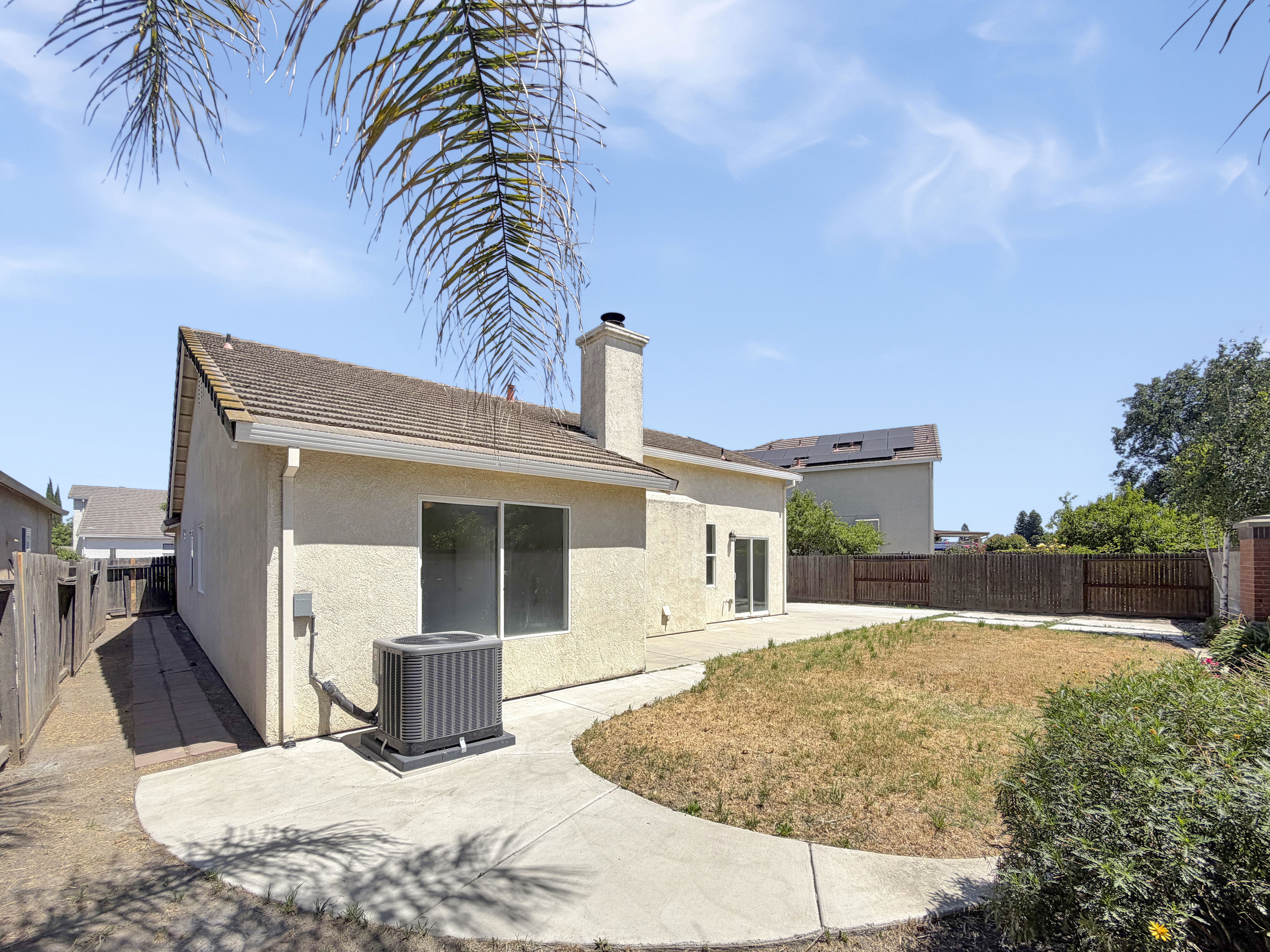 Photo 26 of 29 of 3990 Black Butte Cir, Stockton, CA