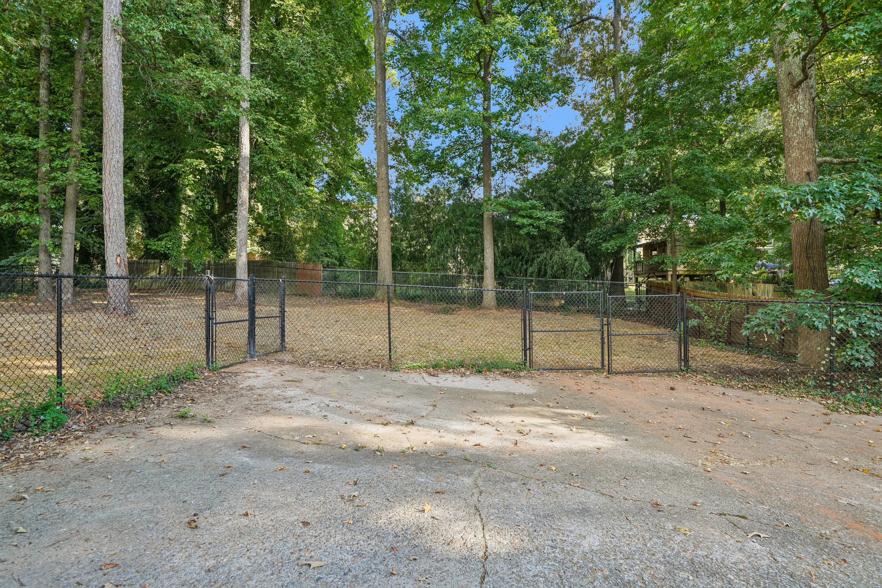 Photo 8 of 30 of 721 Belmont Rdg, Lawrenceville, GA