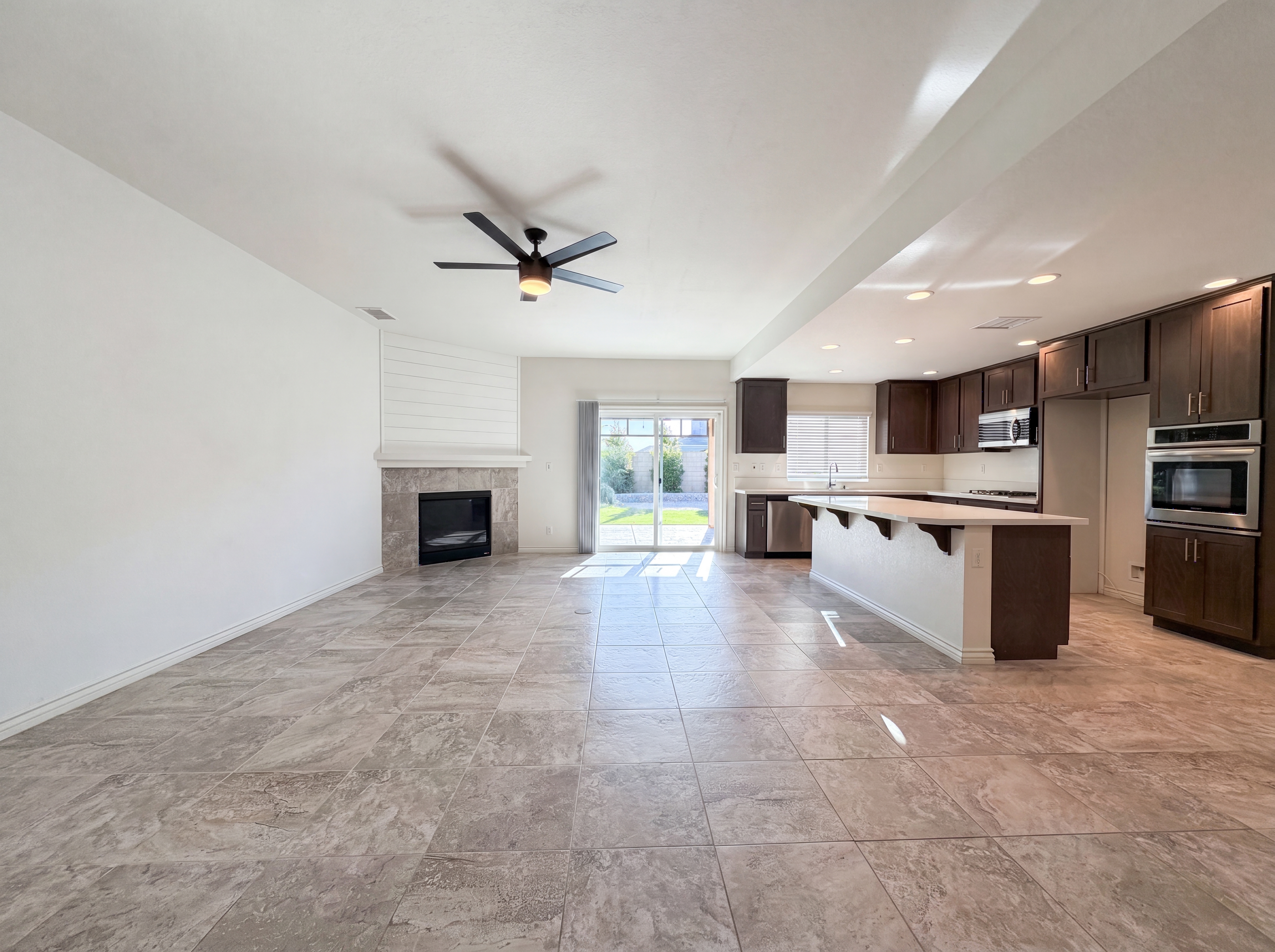Photo 3 of 26 of 43831 Madison Ct, Lancaster, CA