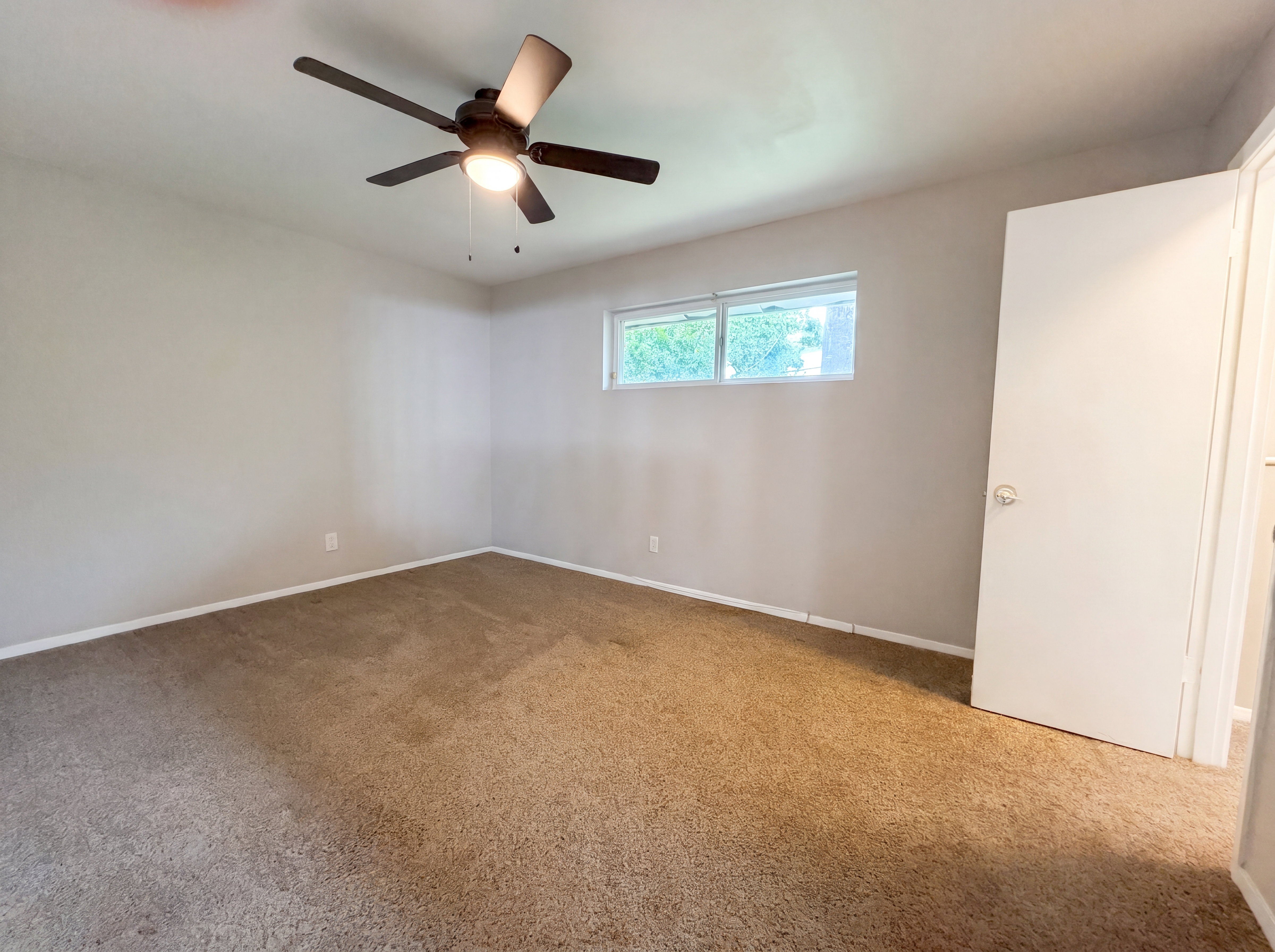 Photo 4 of 17 of 3938 W Alabama St, Houston, TX