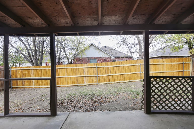 Photo 23 of 26 - 4641 Feathercrest Dr, Fort Worth, TX 76137