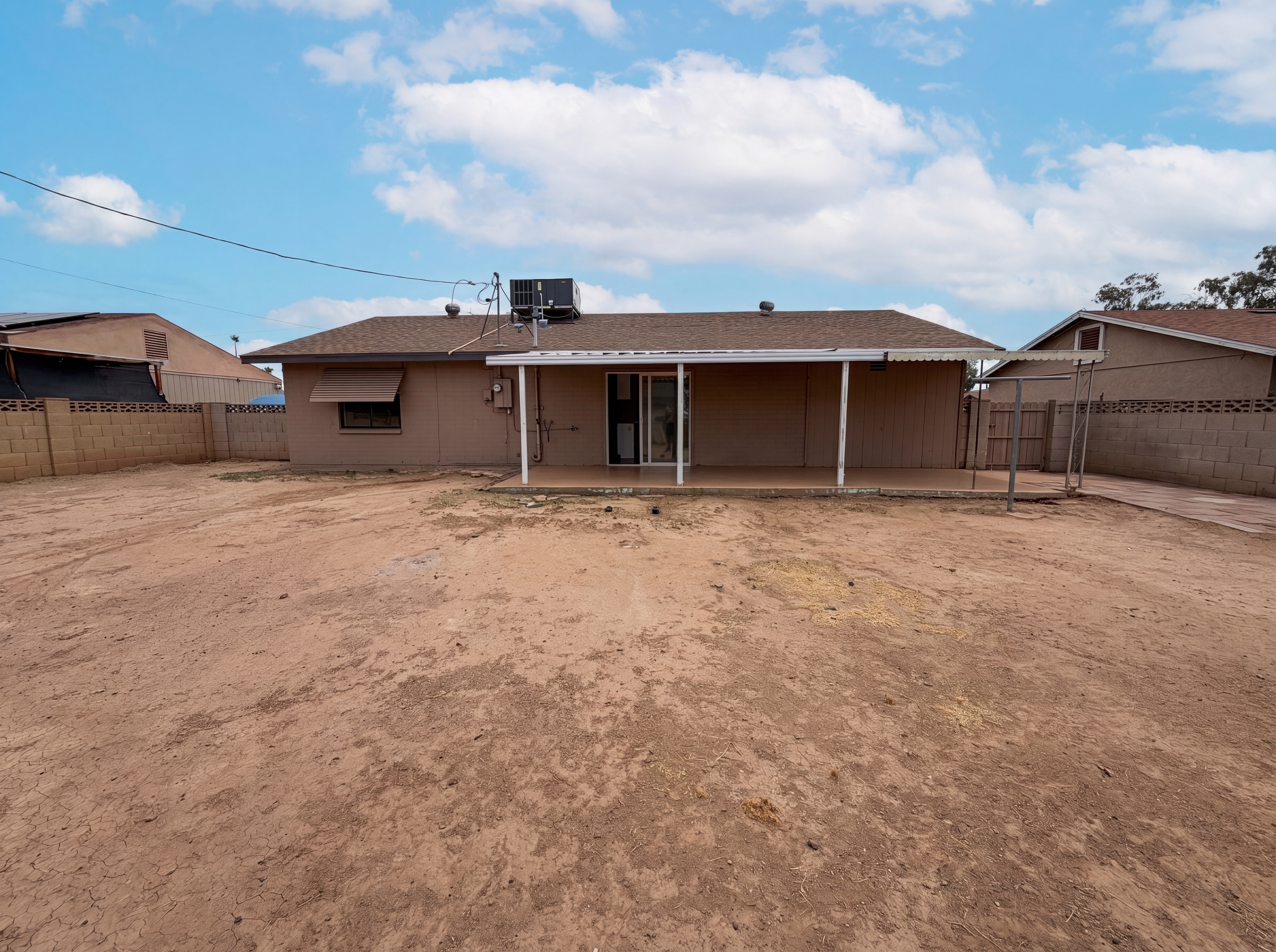Photo 5 of 19 of 4636 N 67th Ave, Phoenix, AZ