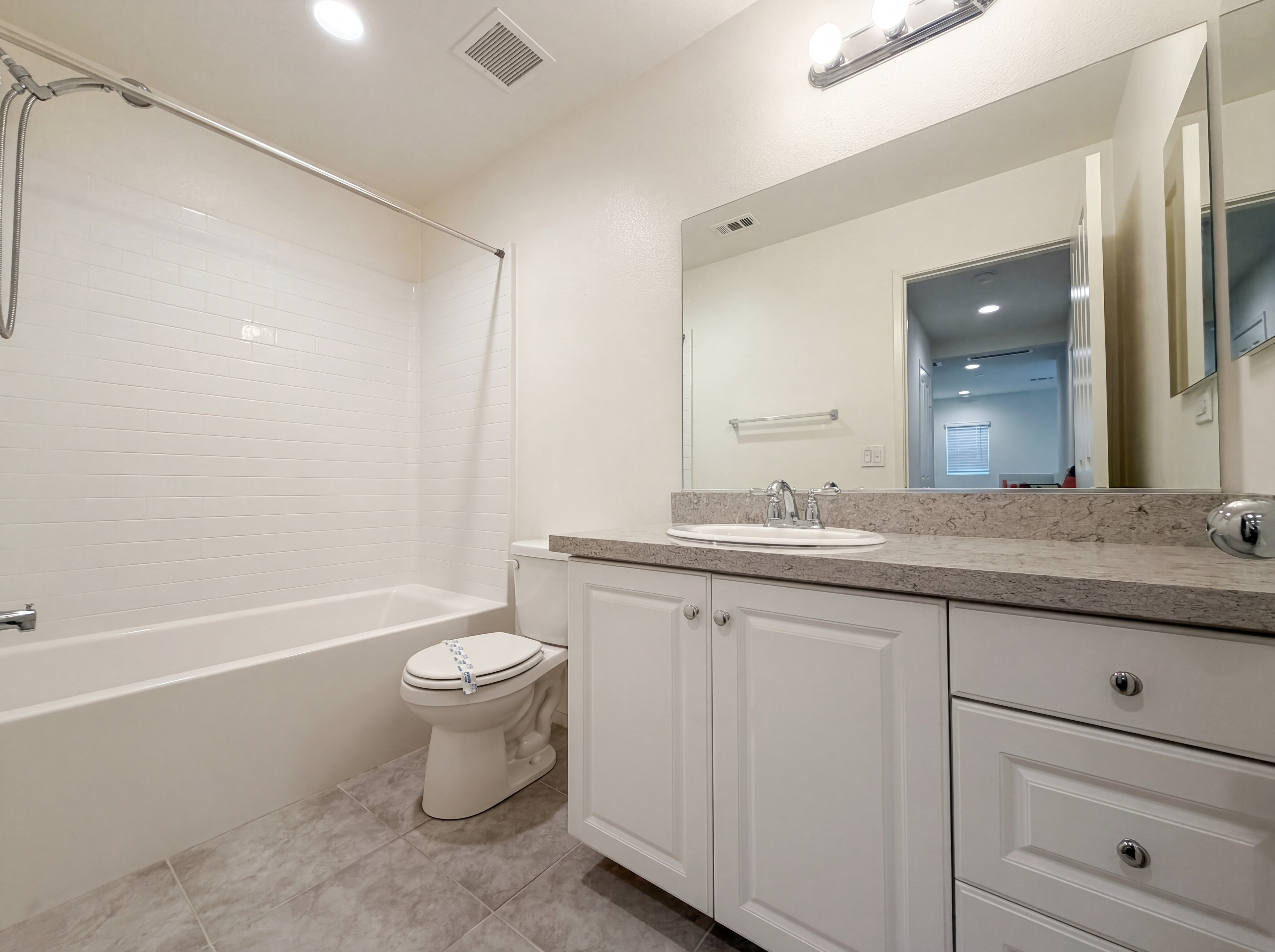 Photo 14 of 22 of 24266 Hazelnut Ave, Murrieta, CA