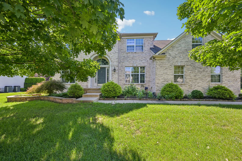Property photo 1 of 7 Longfellow Ln