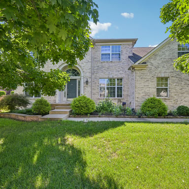 Property photo 1 of 7 Longfellow Ln