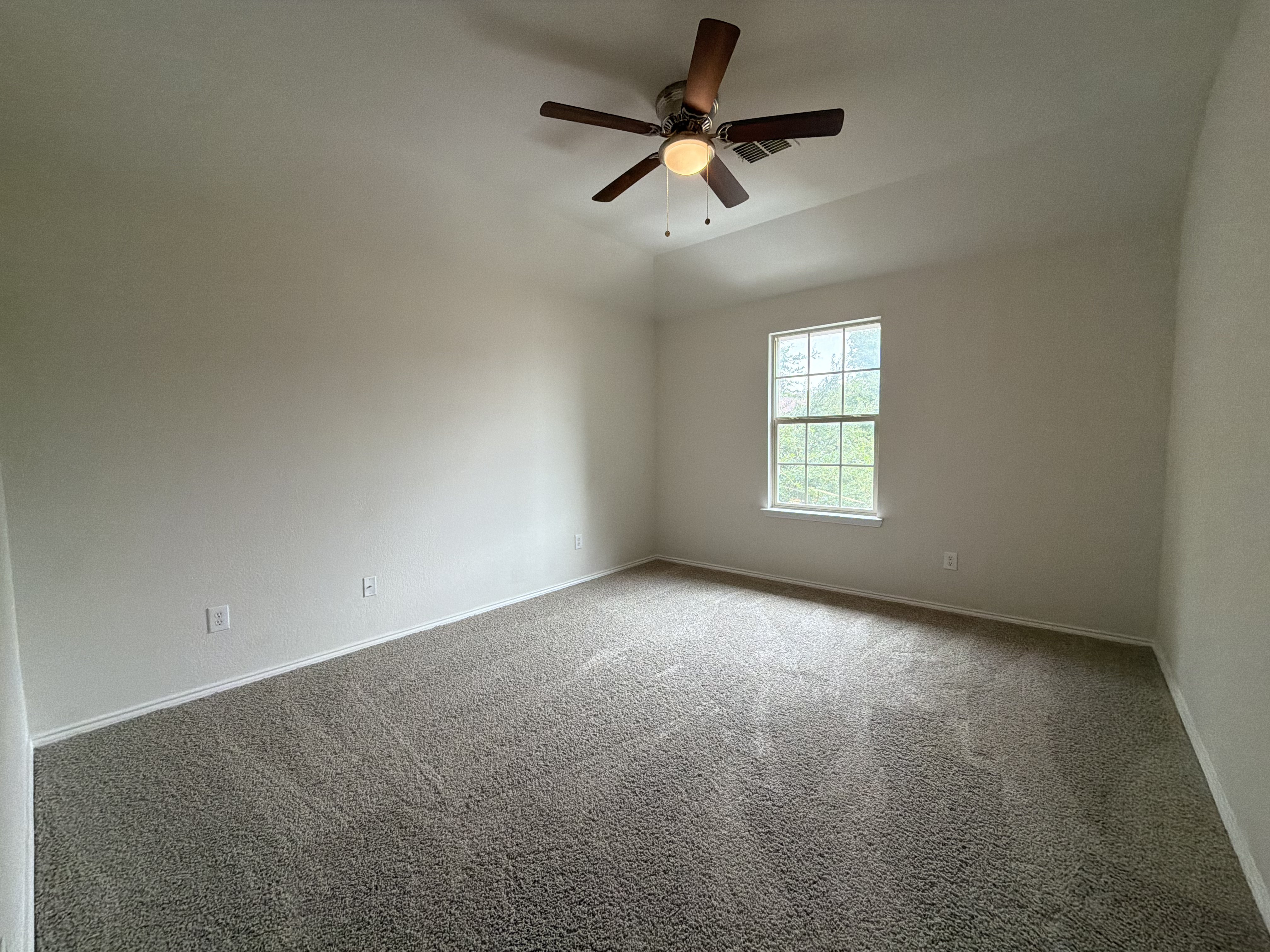 Photo 11 of 23 of 424 Cypress Hill Dr, McKinney, TX