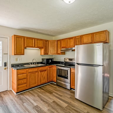 Property photo 2 of 9577 Roys Ln