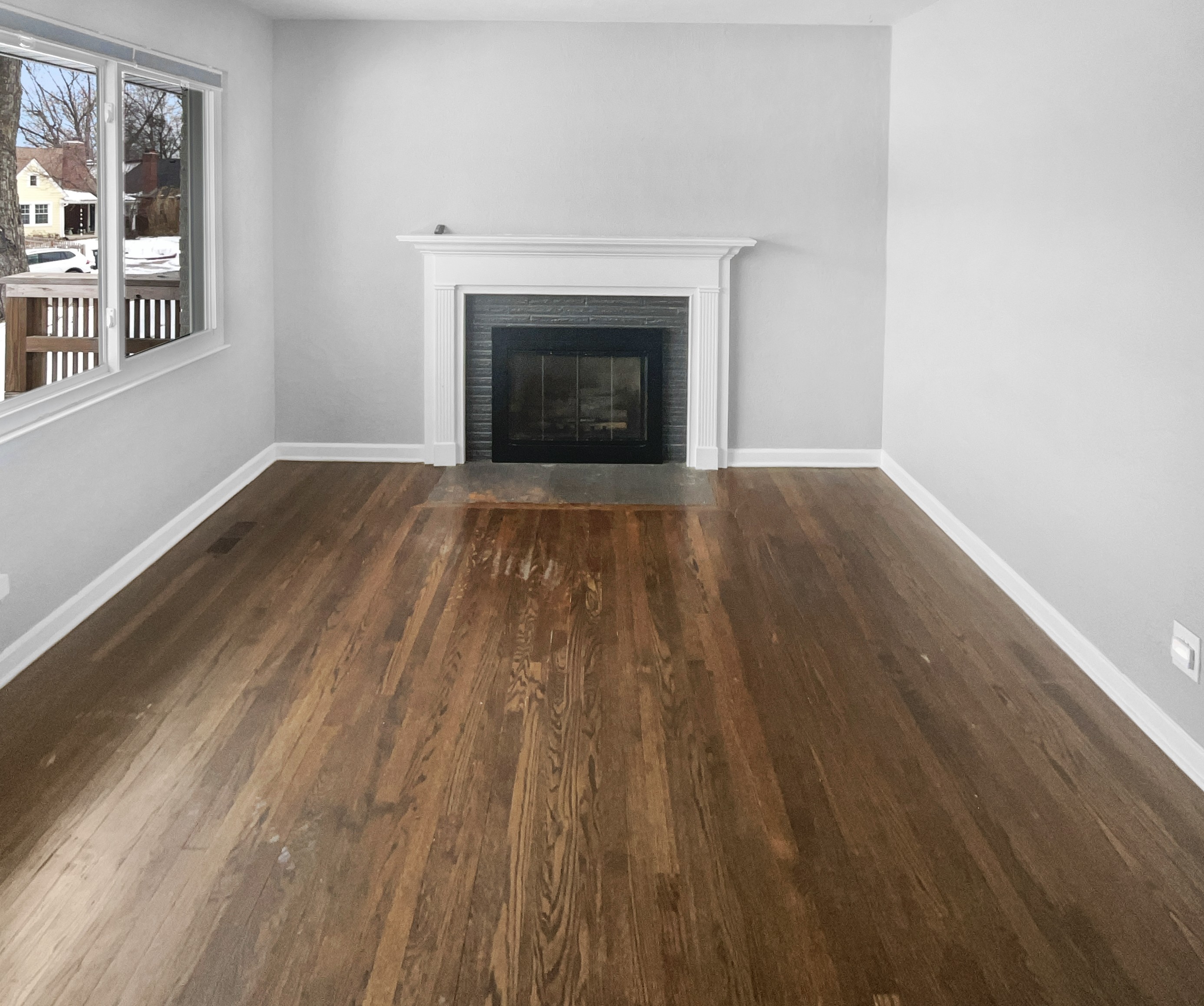Photo 3 of 17 of 715 E 72nd Ter, Kansas City, MO