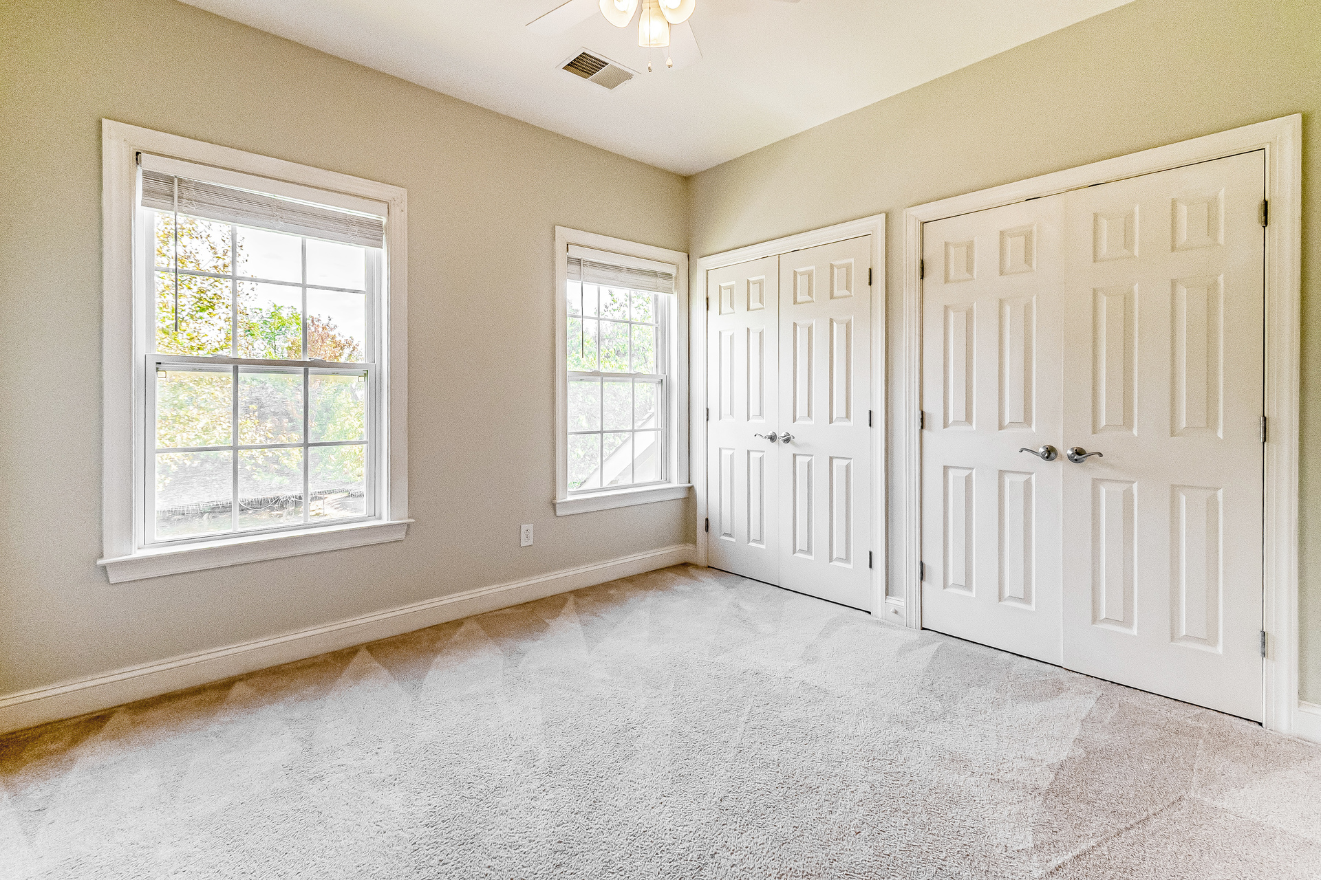 Photo 12 of 24 of 10132 Middlebrooks Ter, Nokesville, VA