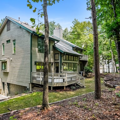Property photo 3 of 737 Pinehurst Dr