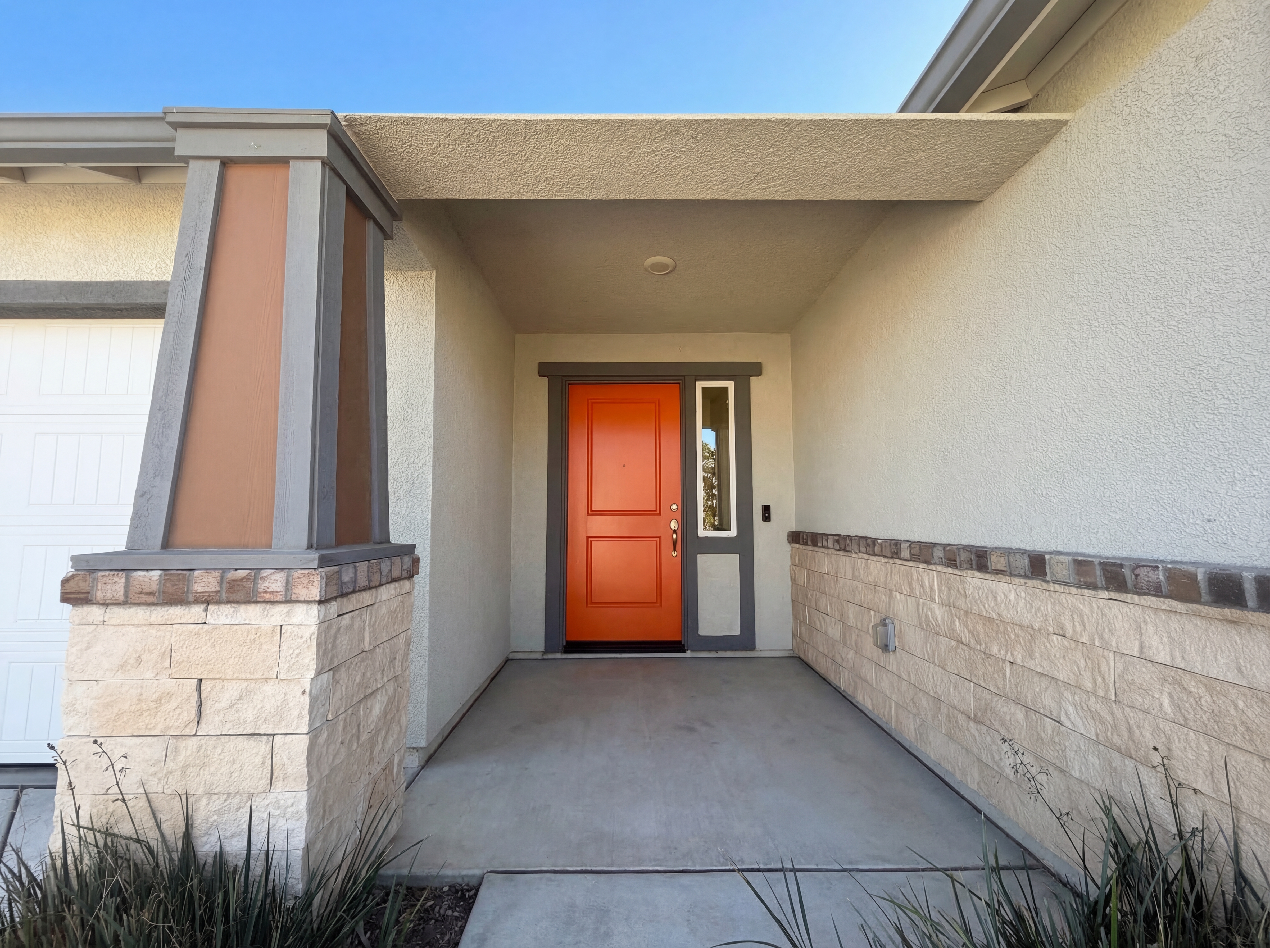 Photo 9 of 46 of 1176 Willow Hill Ave, Sacramento, CA