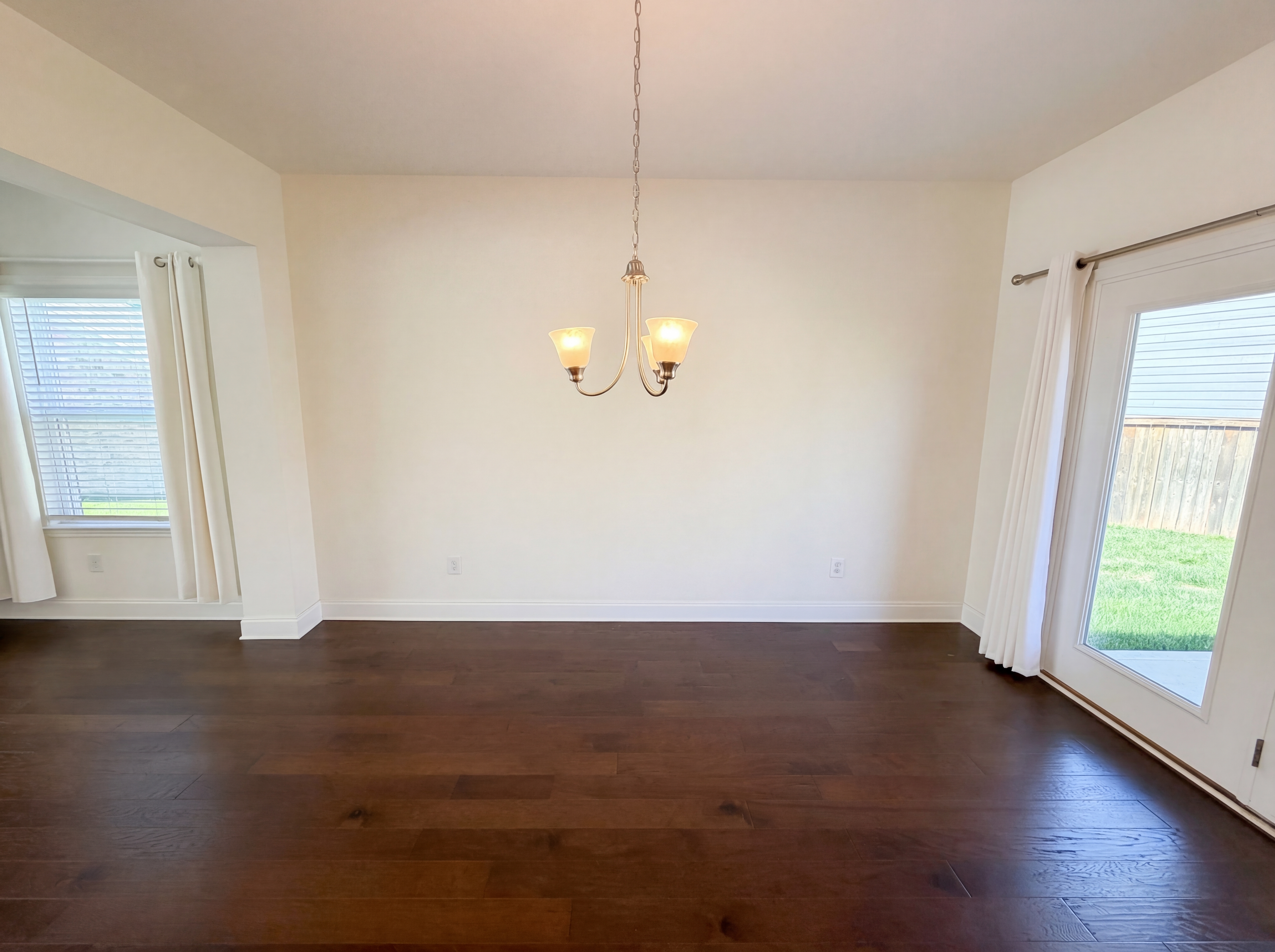 Photo 15 of 44 of 2714 Green Ash Ln, Knoxville, TN