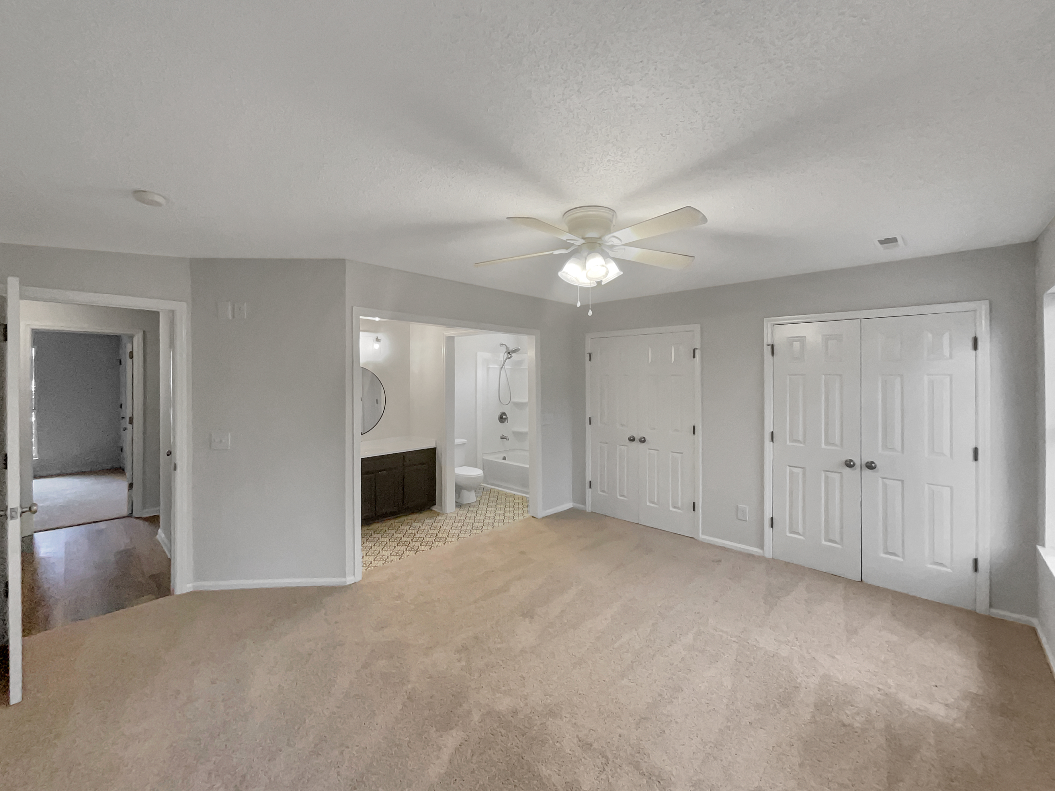 Photo 10 of 15 of 105 Nottingham Ct, Summerville, SC