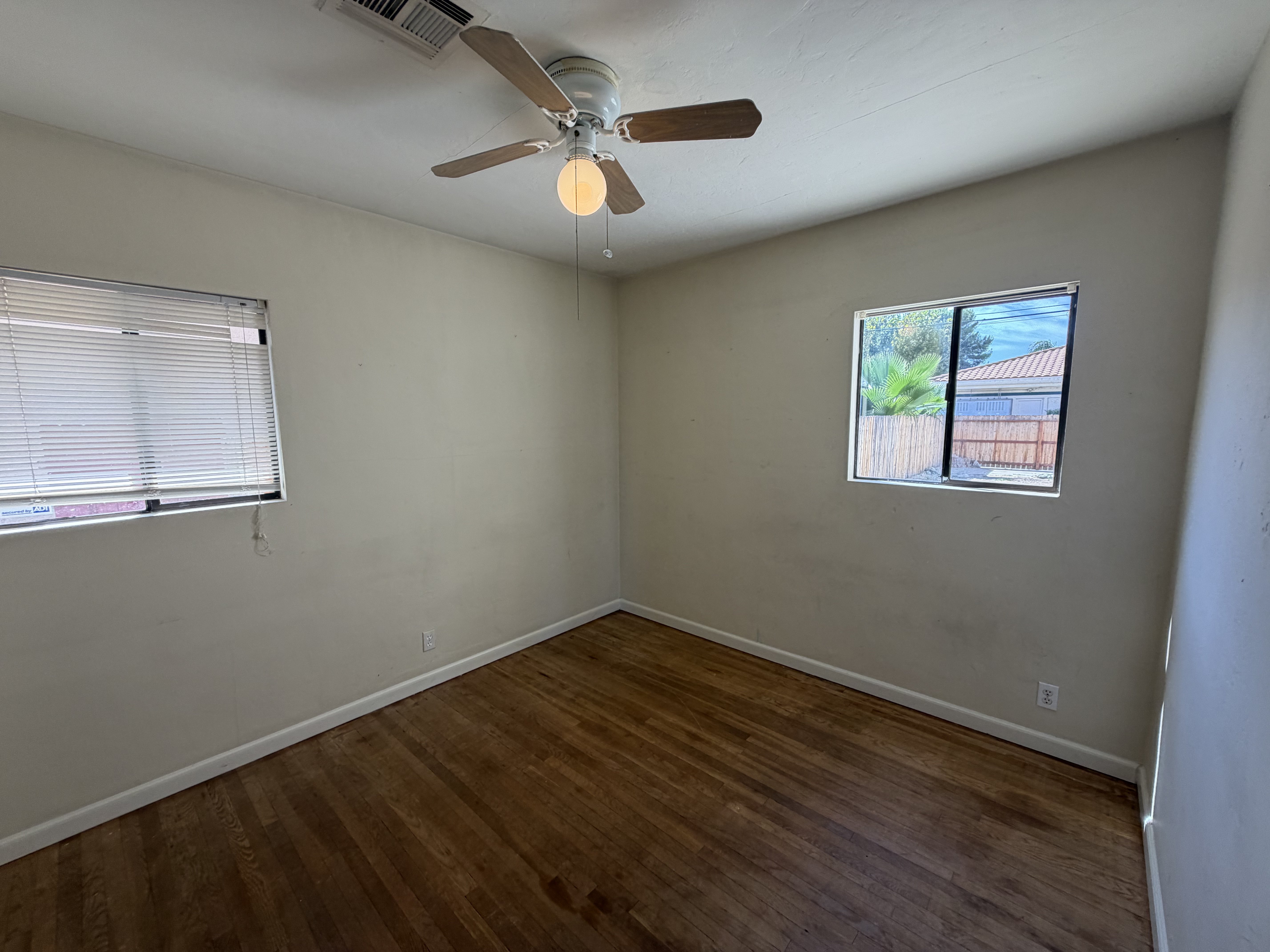 Photo 15 of 29 of 509 Calhoun Pl, Hemet, CA