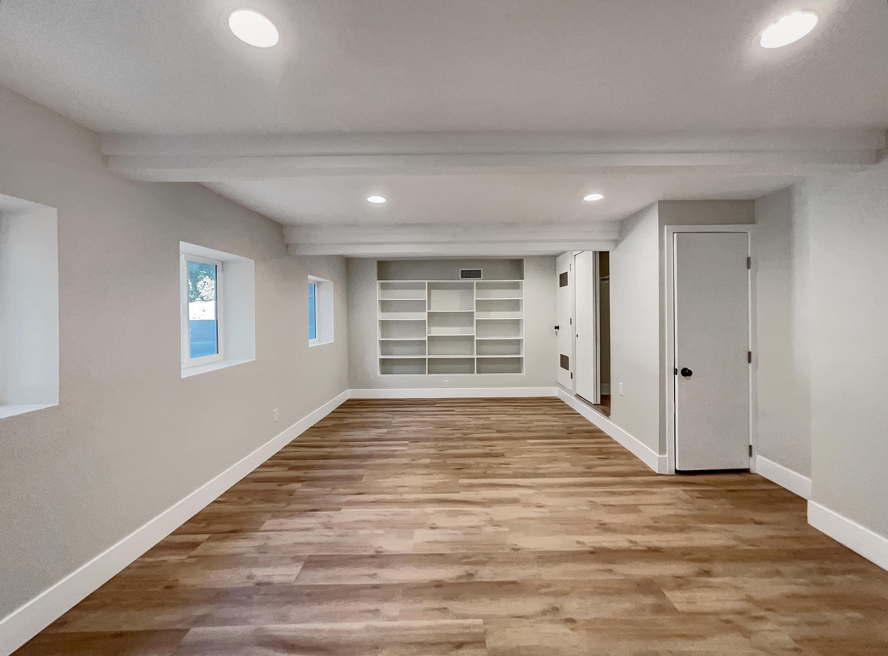 Photo 3 of 25 of 6440 Clear Springs Rd, Simi Valley, CA