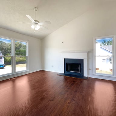 Property photo 3 of 210 Woodbridge Dr