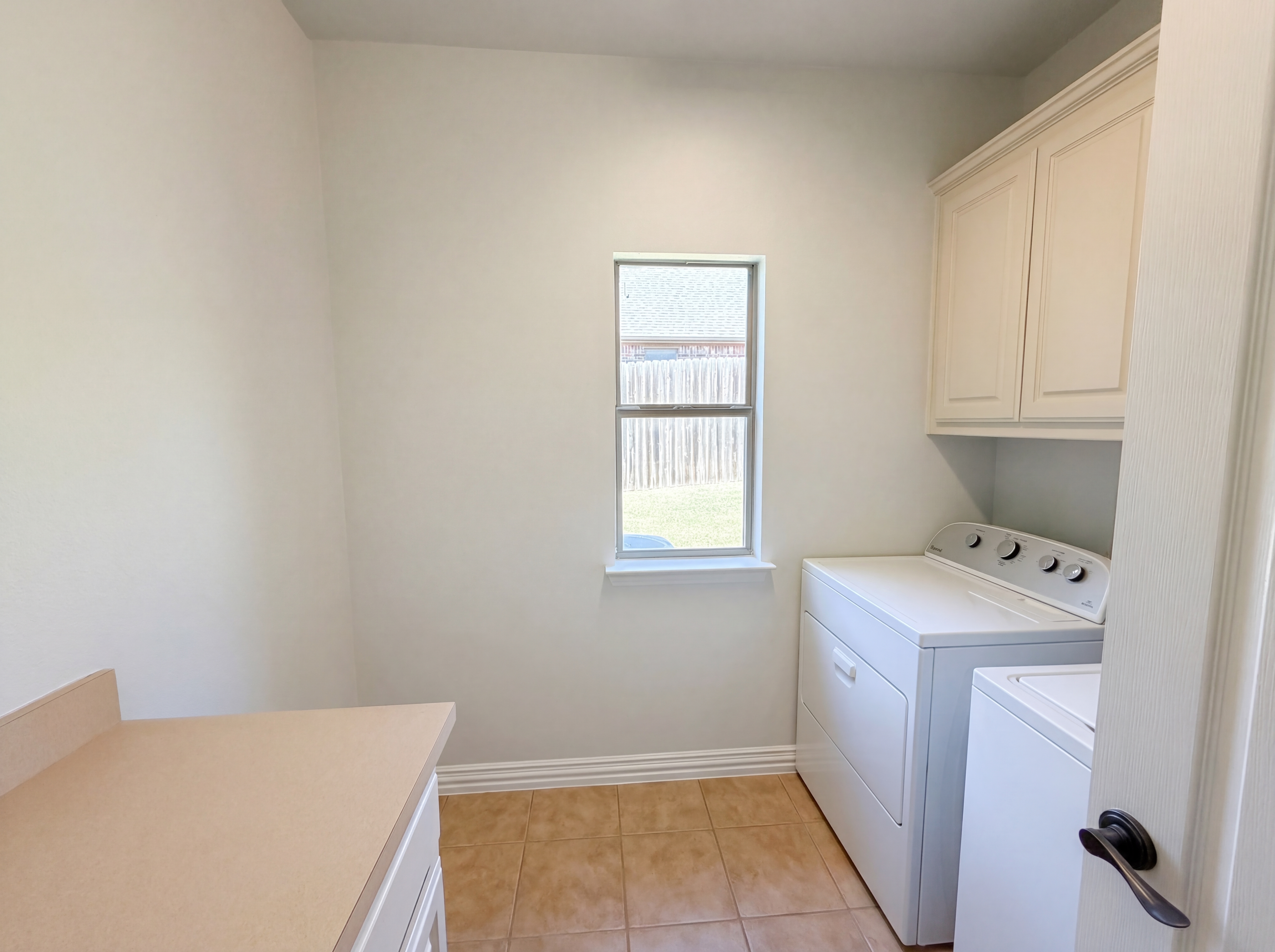 Photo 12 of 19 of 210 Billo Ct, Weatherford, TX
